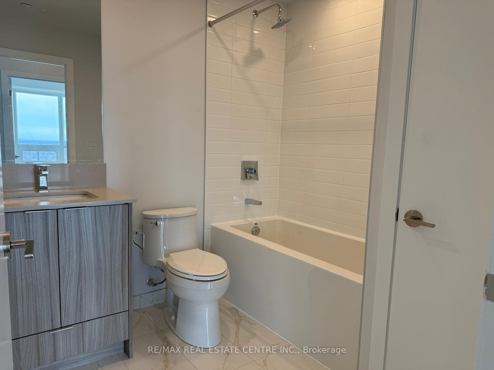 430 Square One Drive Unit 1007 photo 3