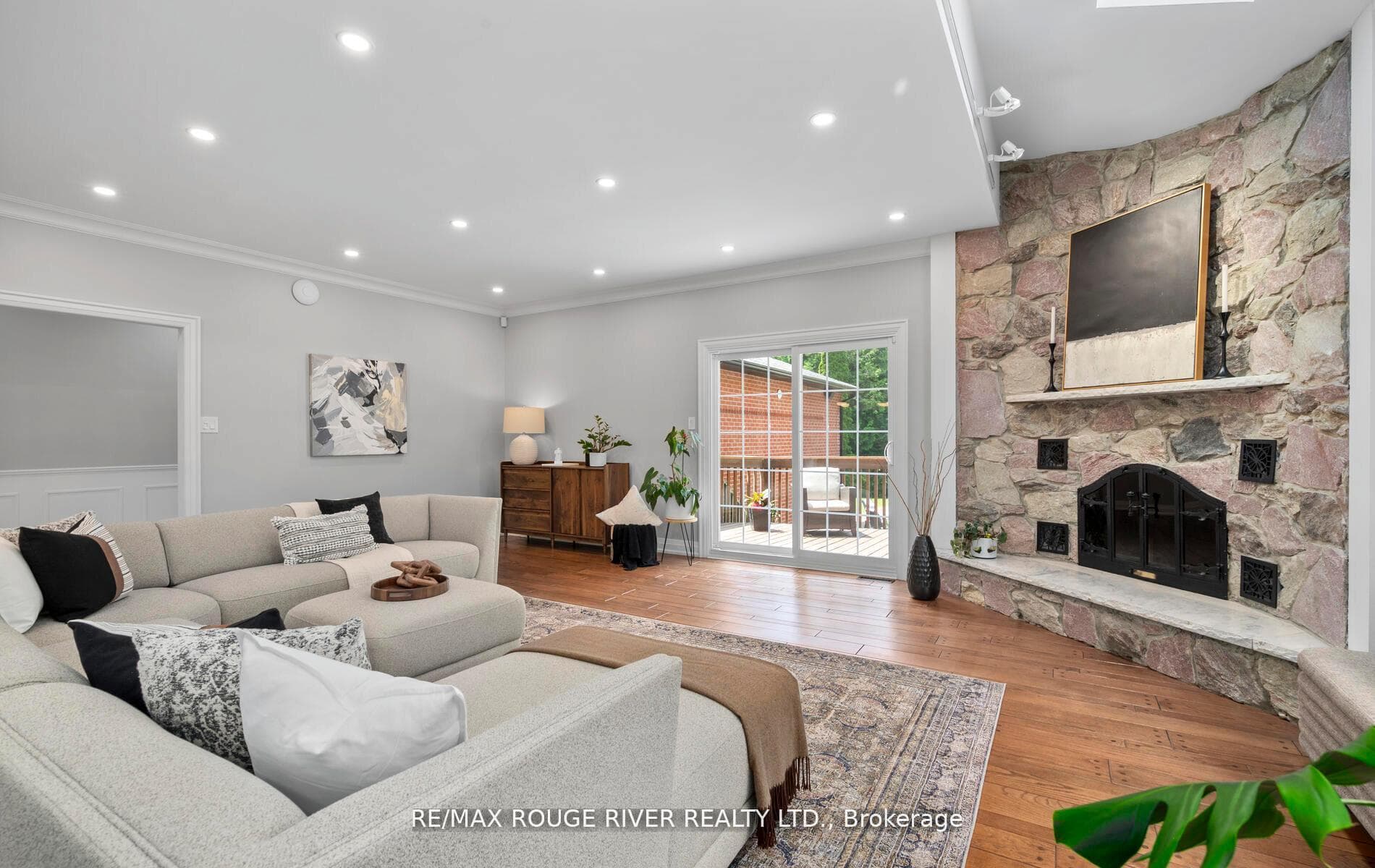 10 Kresia Lane photo 13