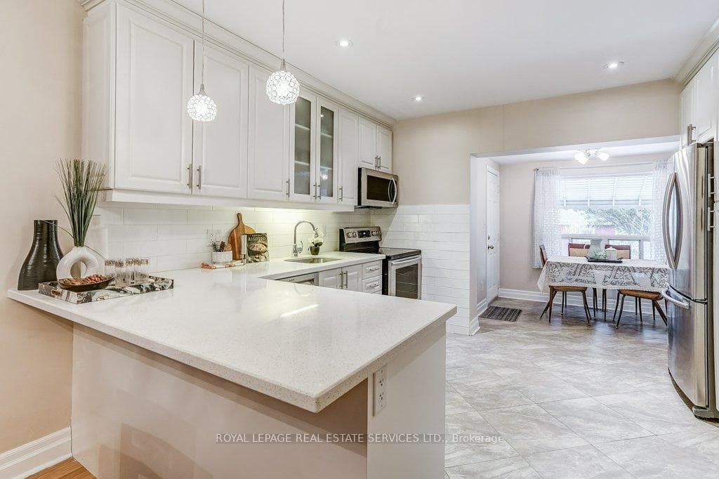 612 Beresford Avenue photo 7