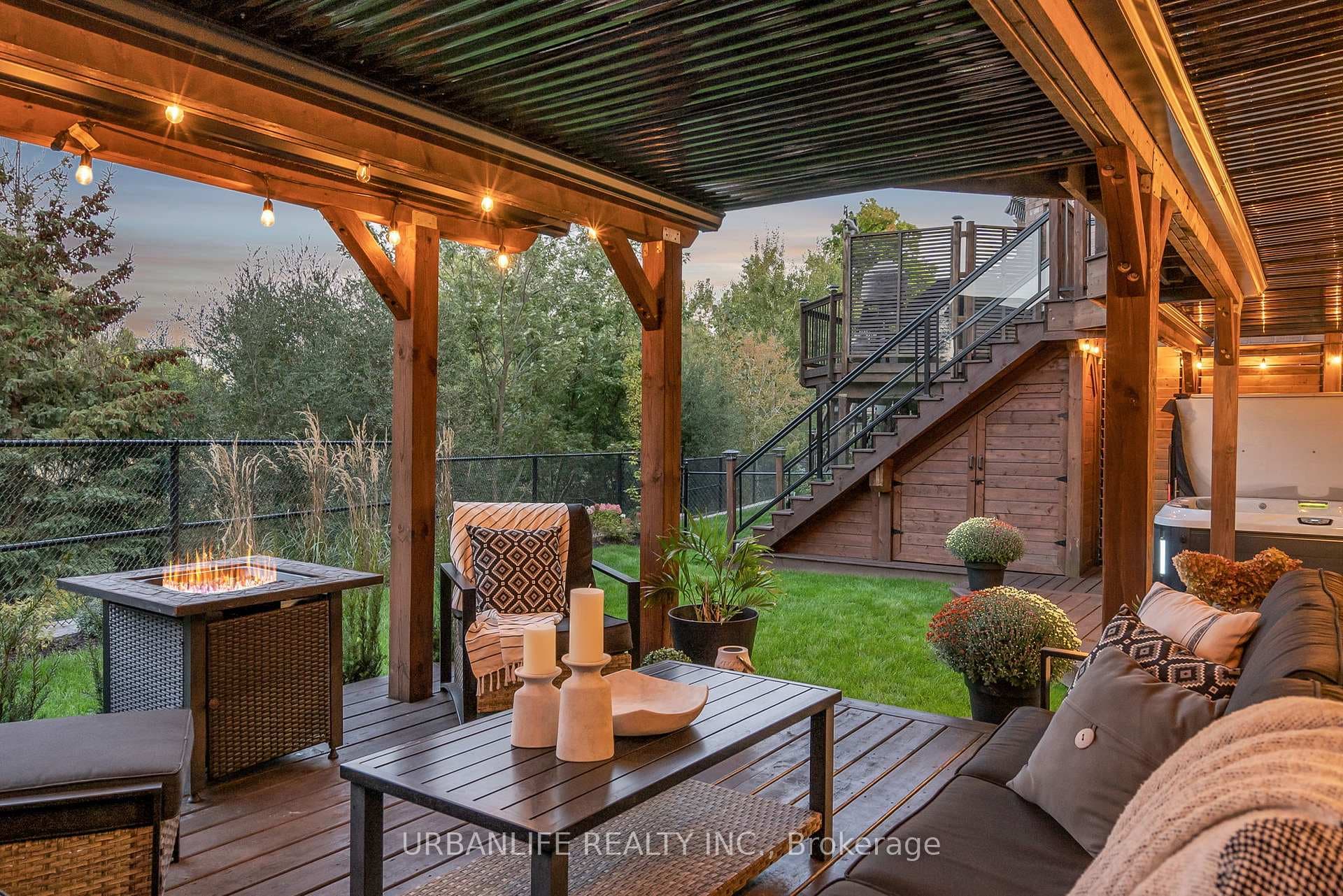709 Emily Grove photo 37
