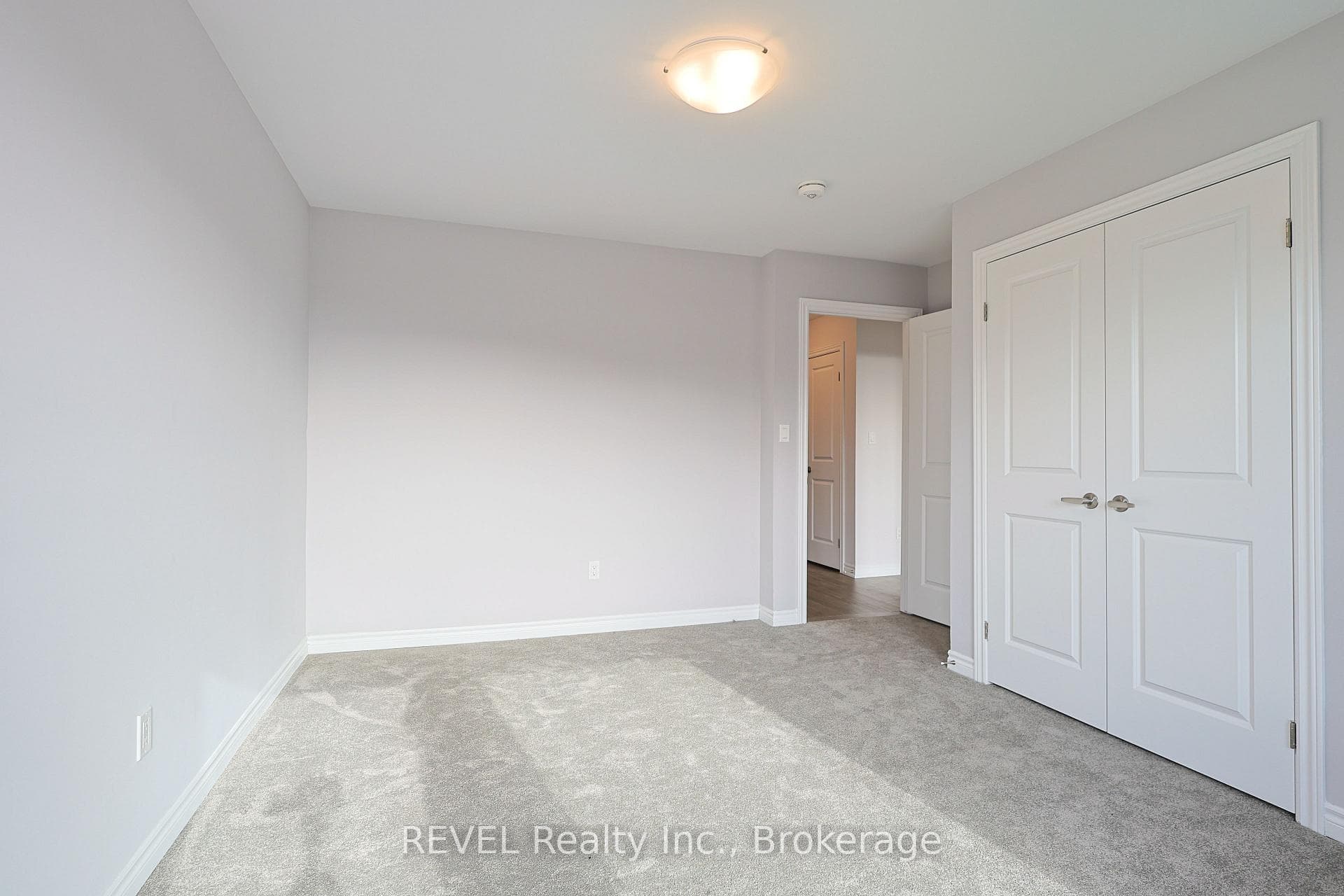 101 CAROLINE Street photo 25