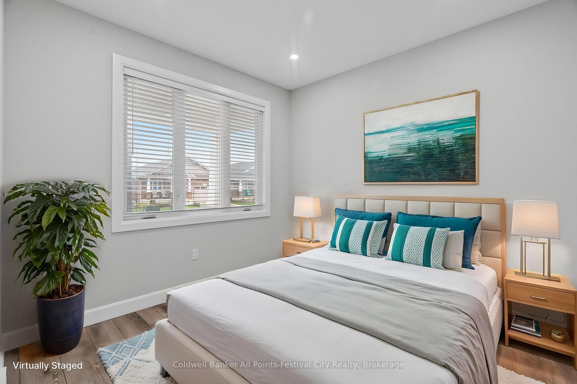 463 Warren Street photo 8