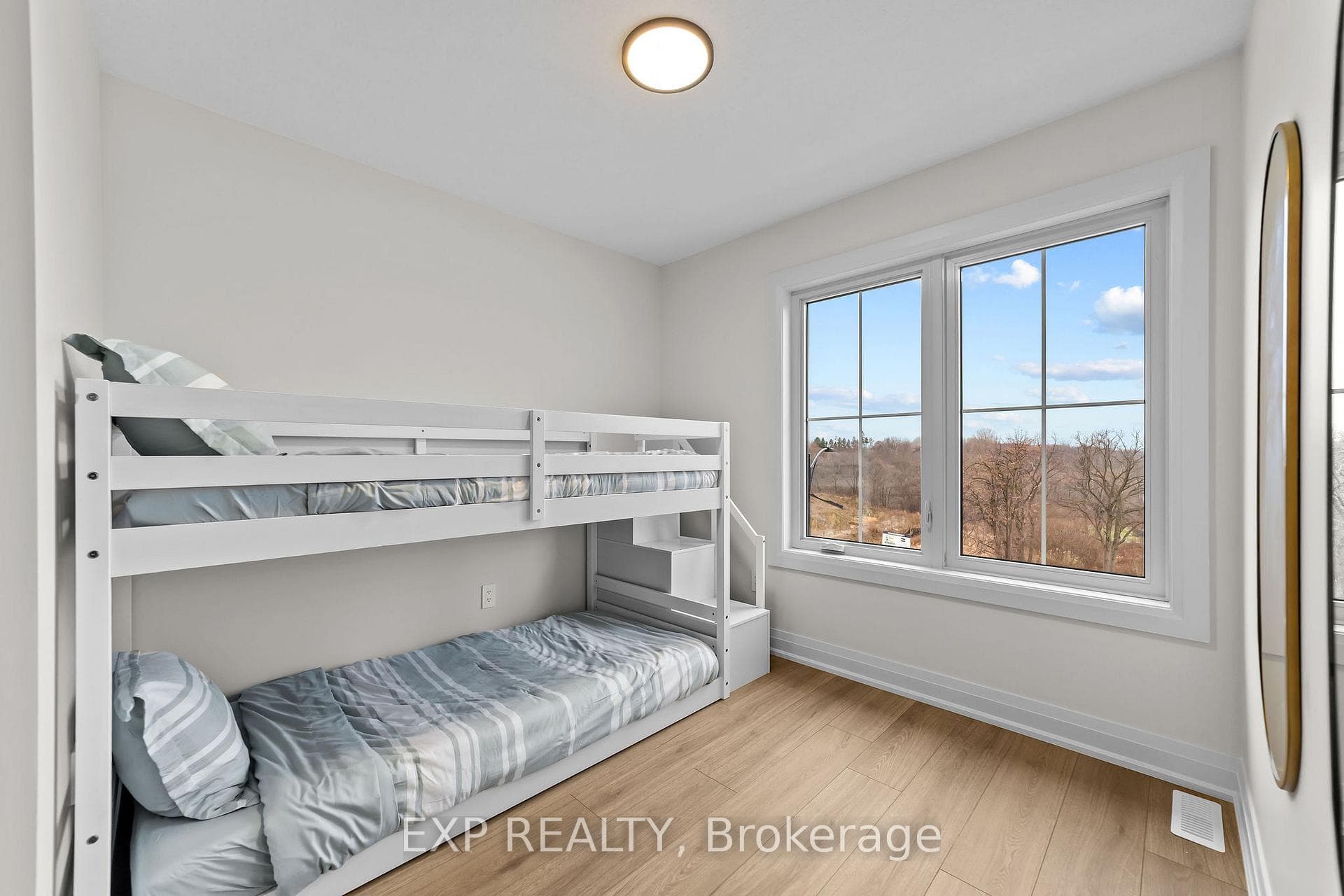 2605 Kettering Place Unit 18 photo 22