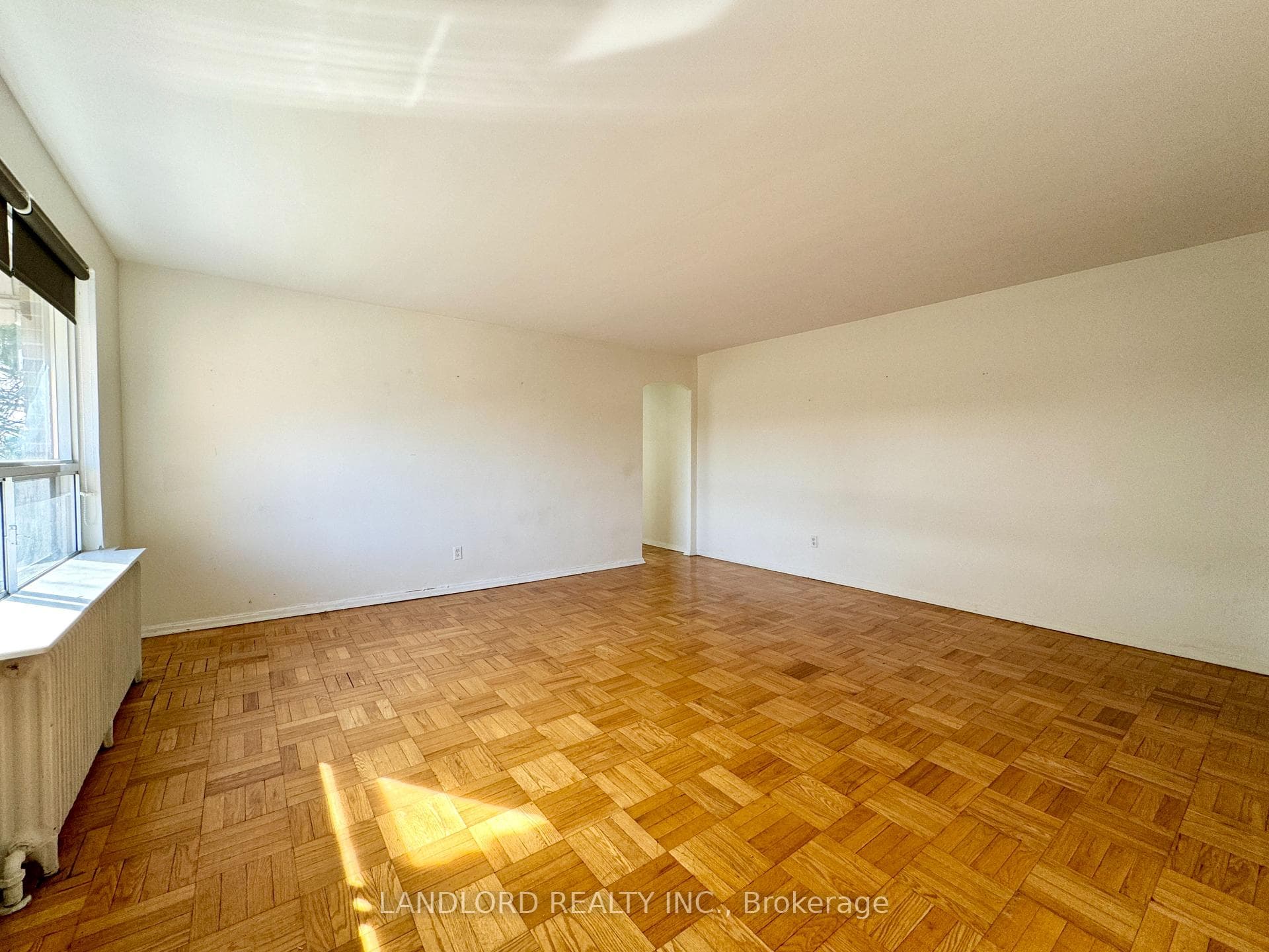 2696 Lake Shore Boulevard Unit 5 photo 12