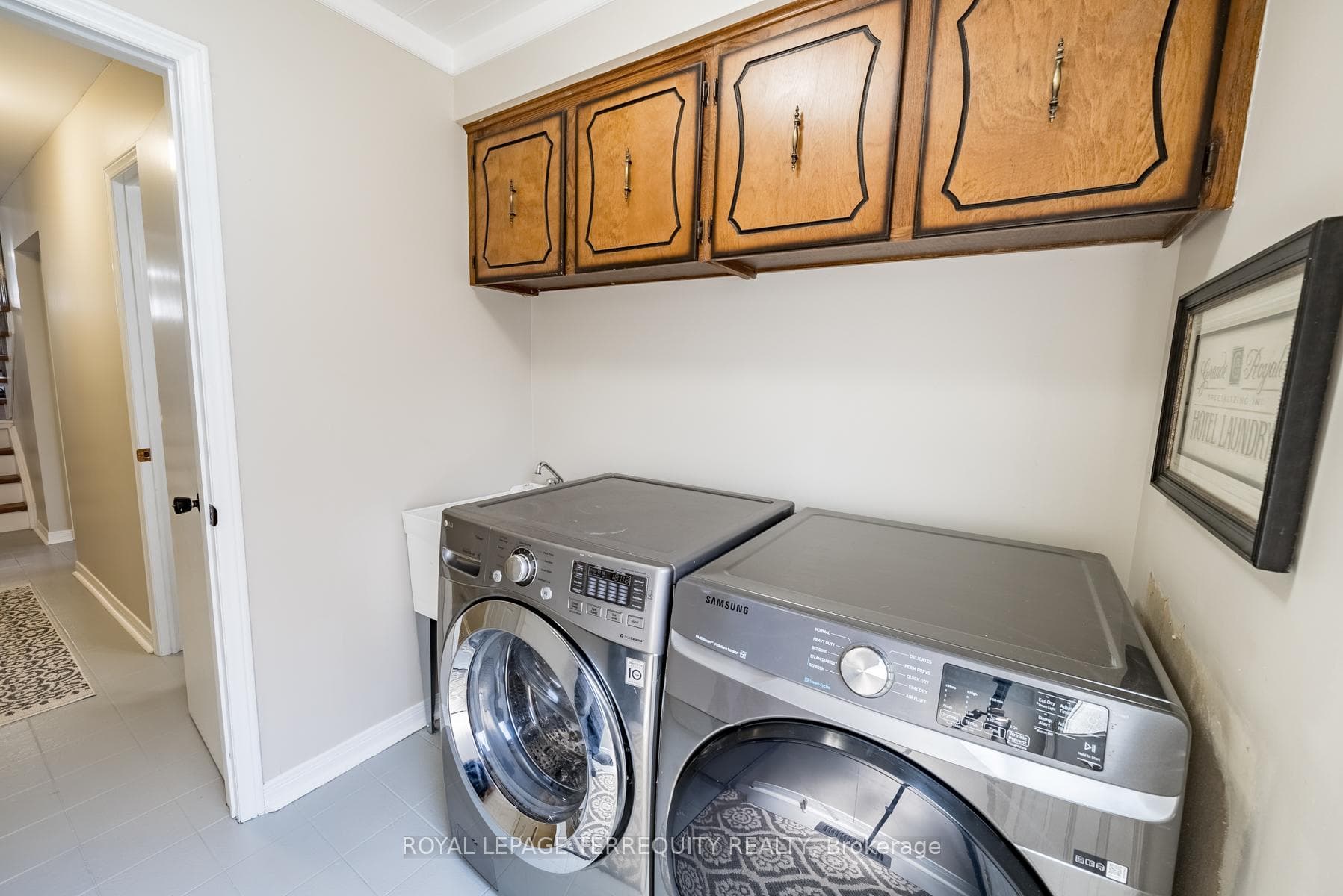181 Hazelwood Drive photo 22