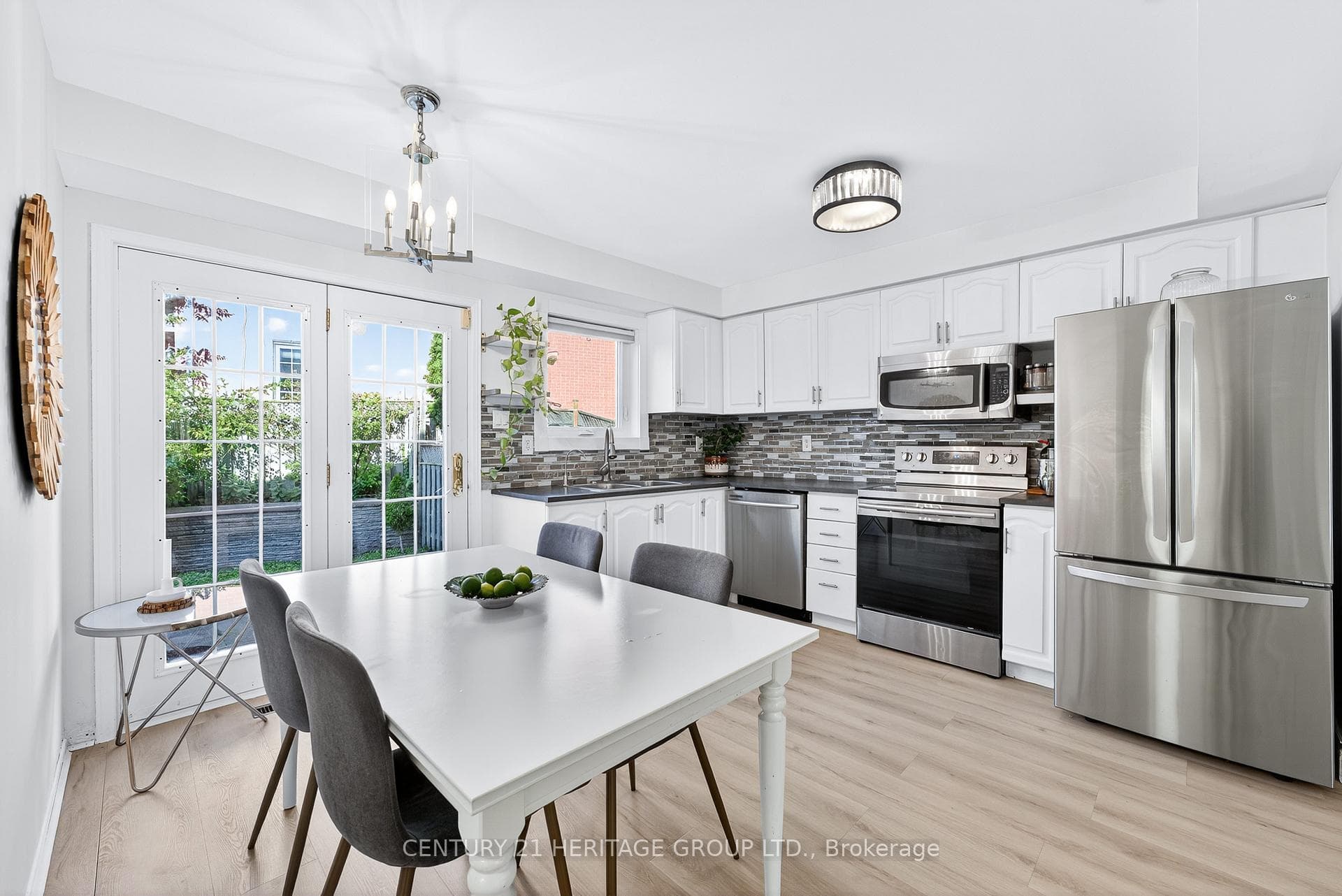 112 Sandfield Drive photo 13