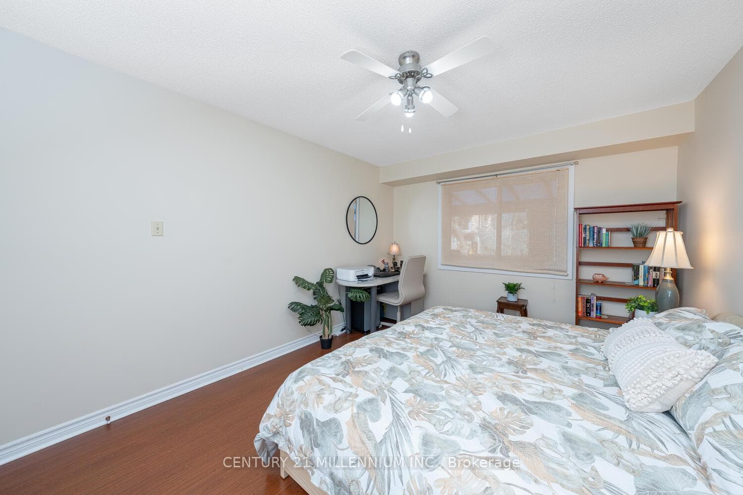 60 Camberley Crescent photo 13