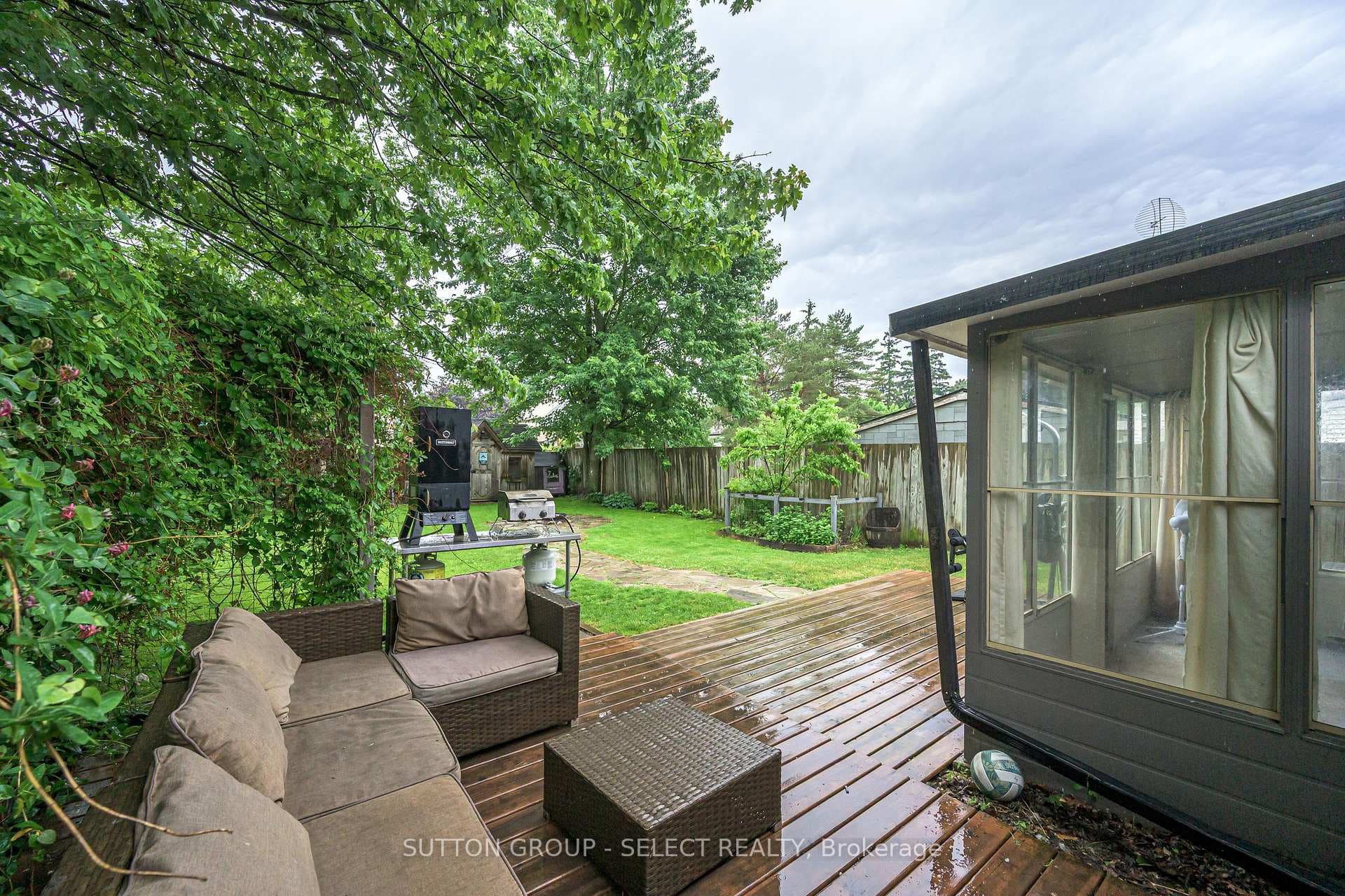 152 Elm Street photo 29