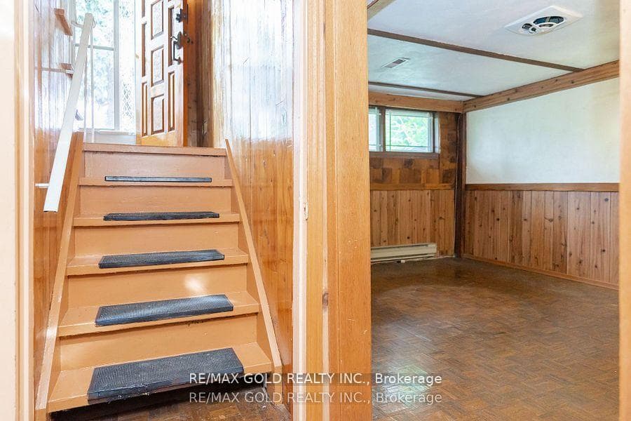 38 Duke Road photo 26