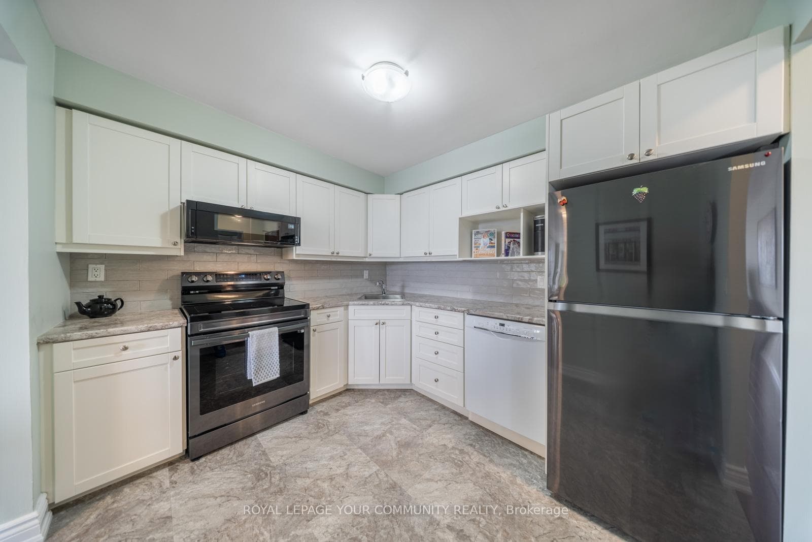 162 Martindale Road Unit 301 photo 15