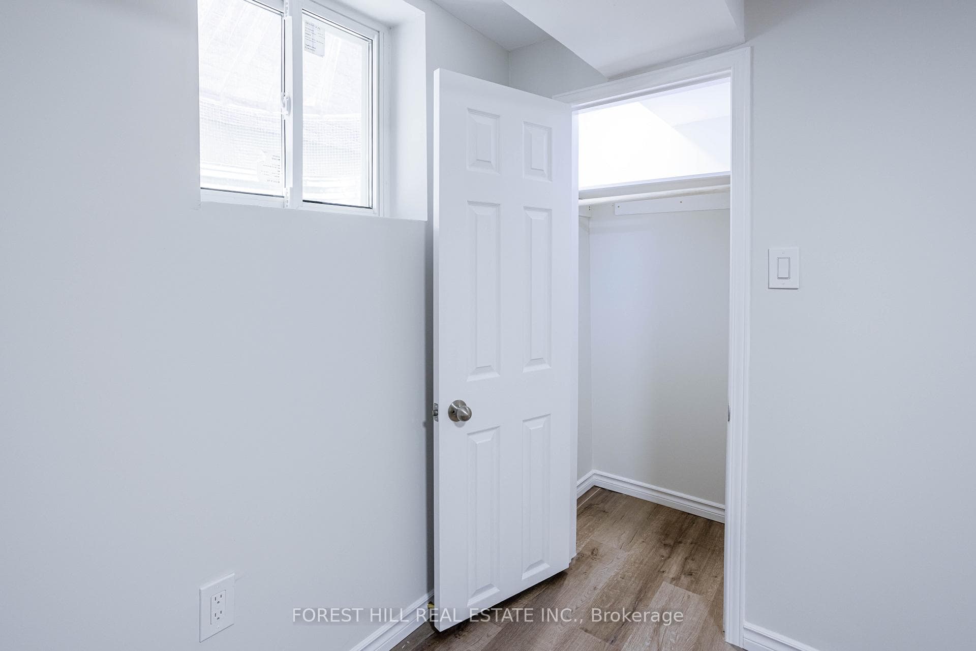125 Brookmill Drive Unit Lower A photo 31