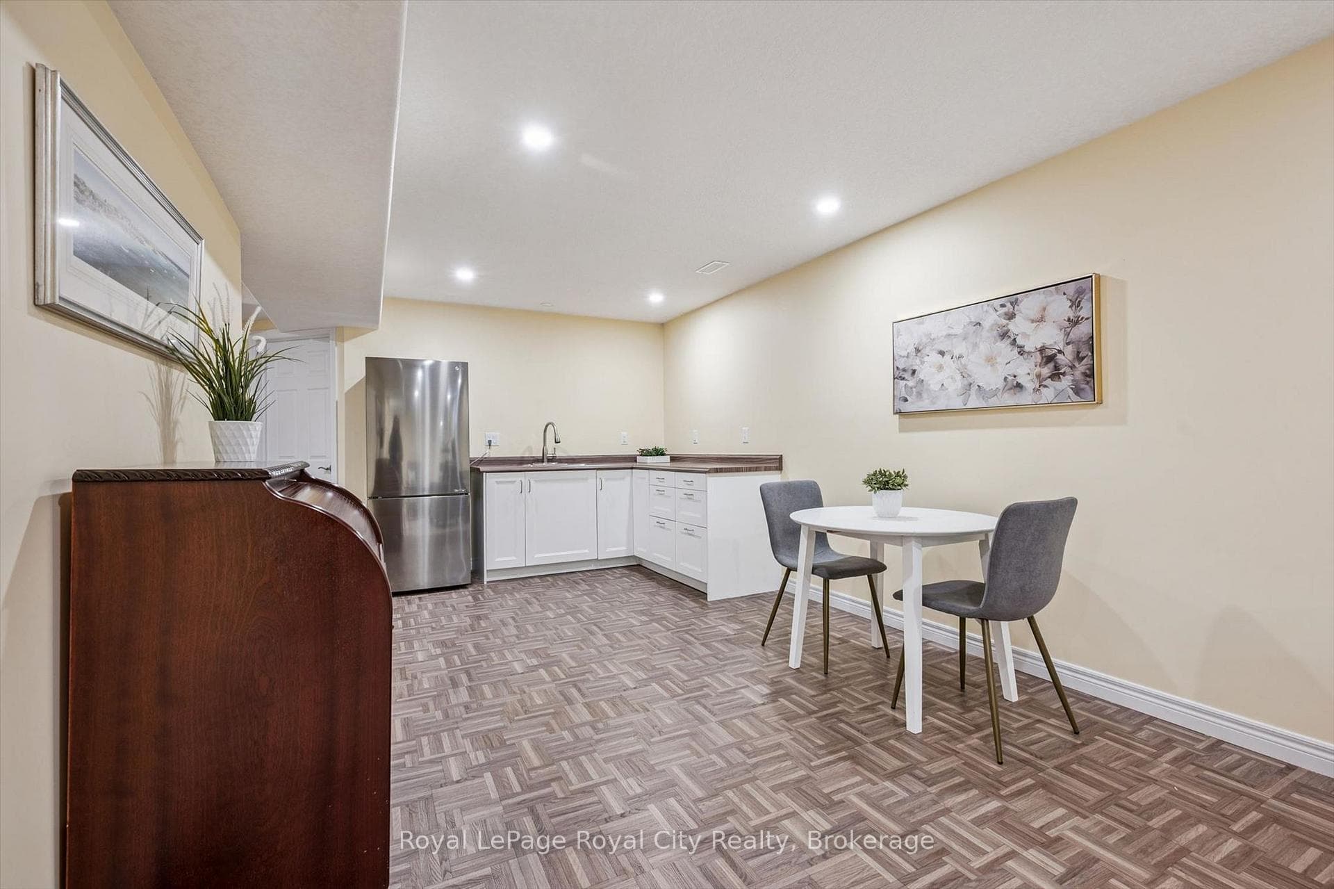 110 Baxter Drive photo 33