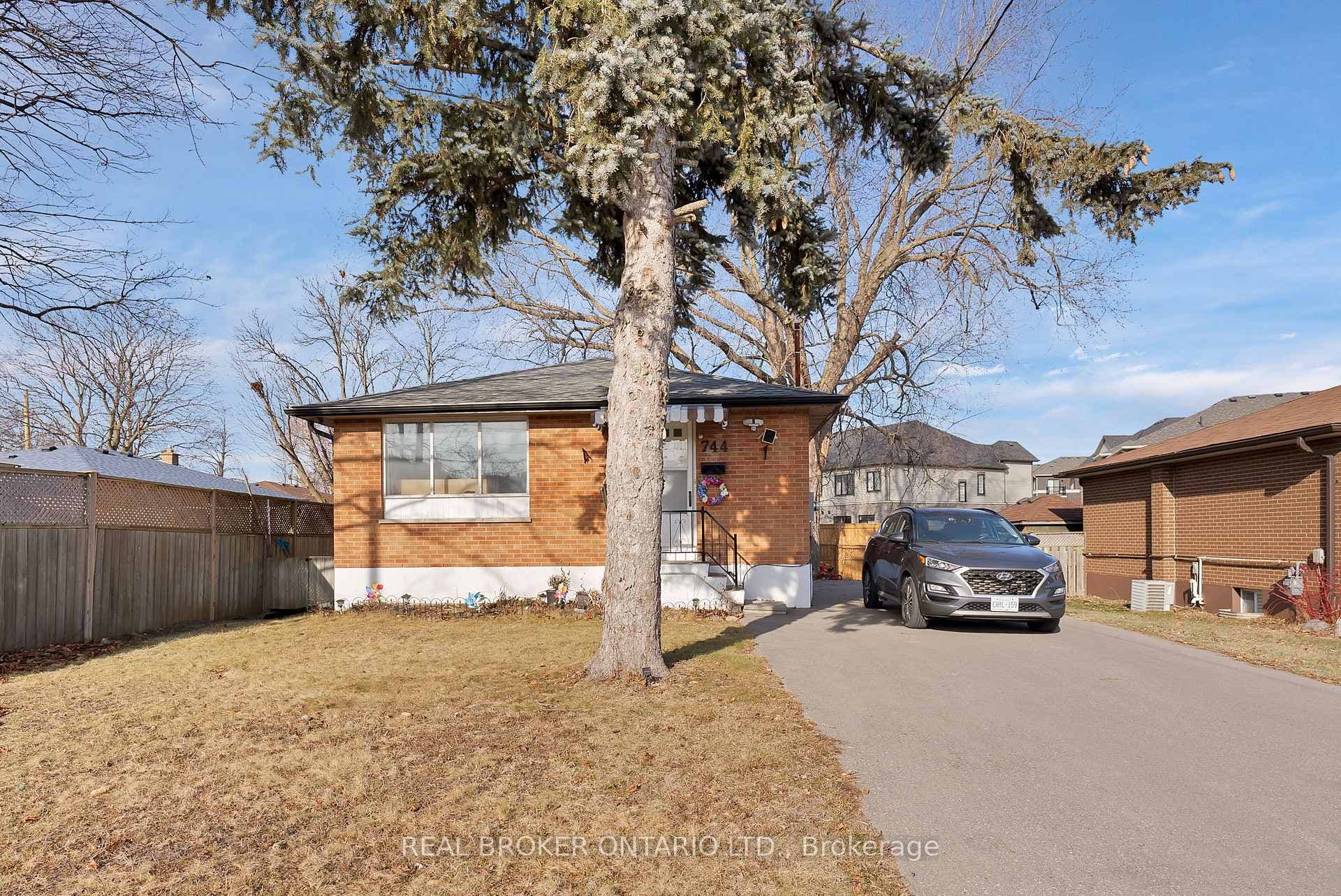 744 Olive Avenue Unit BSMT photo 27