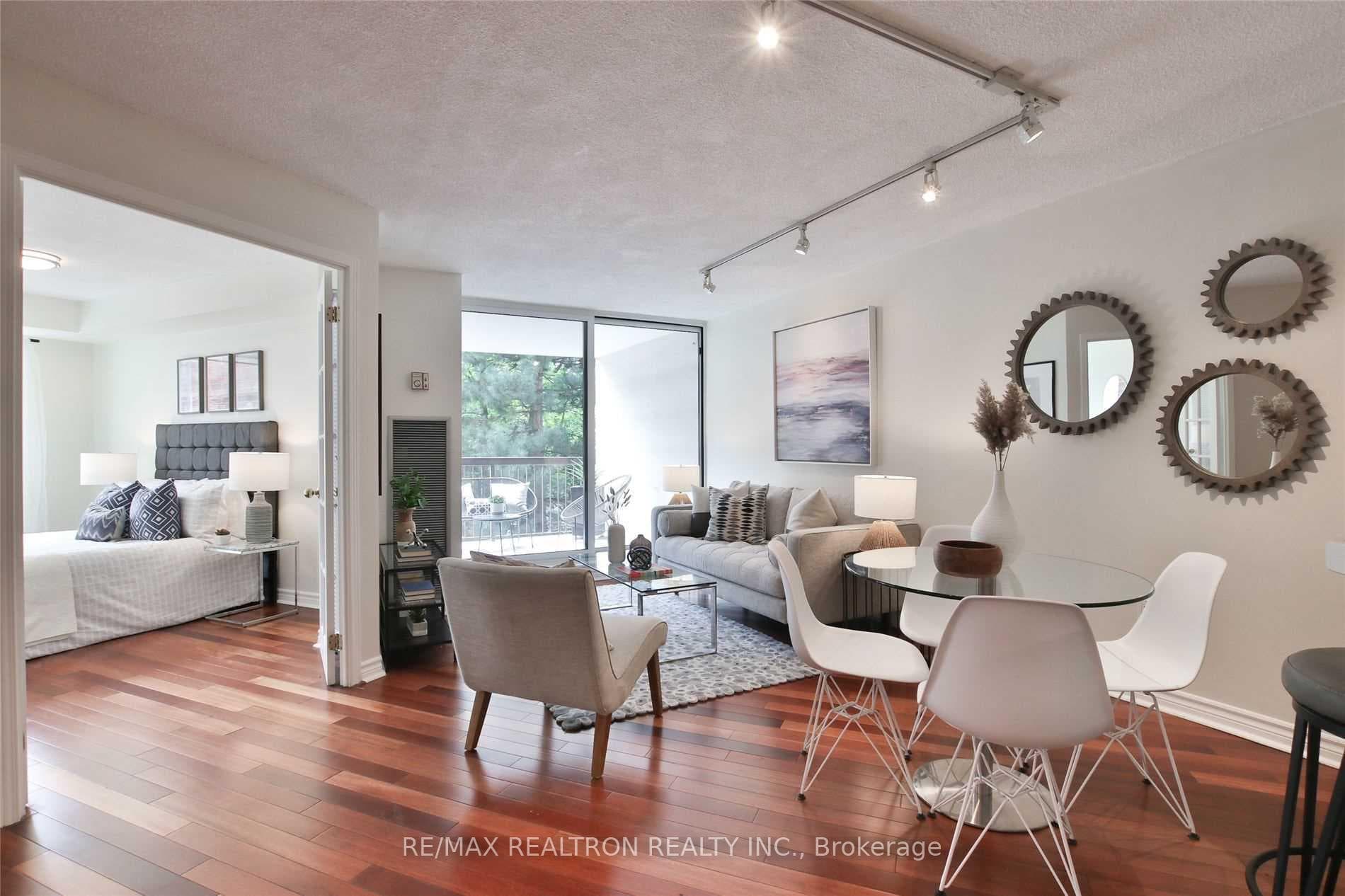 77 Maitland Place Unit 326 photo 8