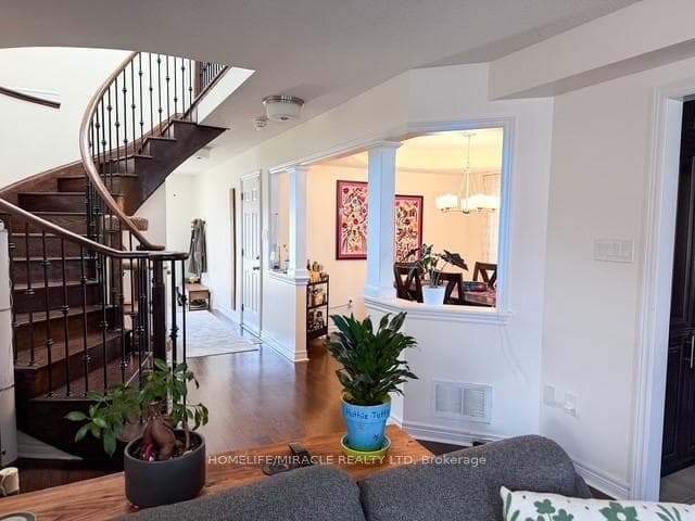 54 Mccourt Drive photo 4