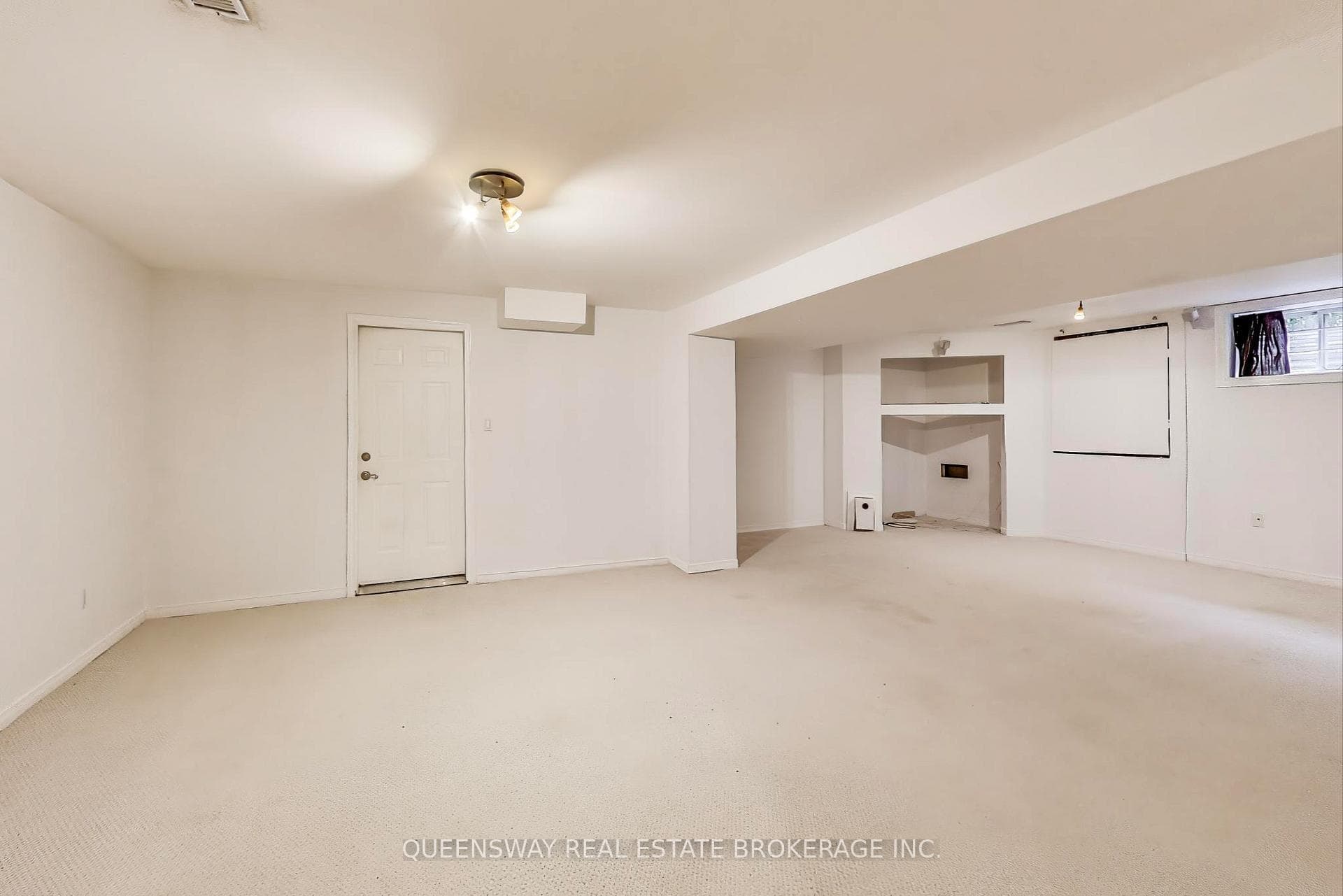 1371 Chriseden Drive photo 35