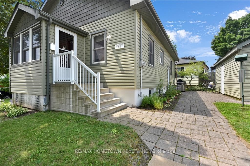 48 FRONT Avenue photo 2