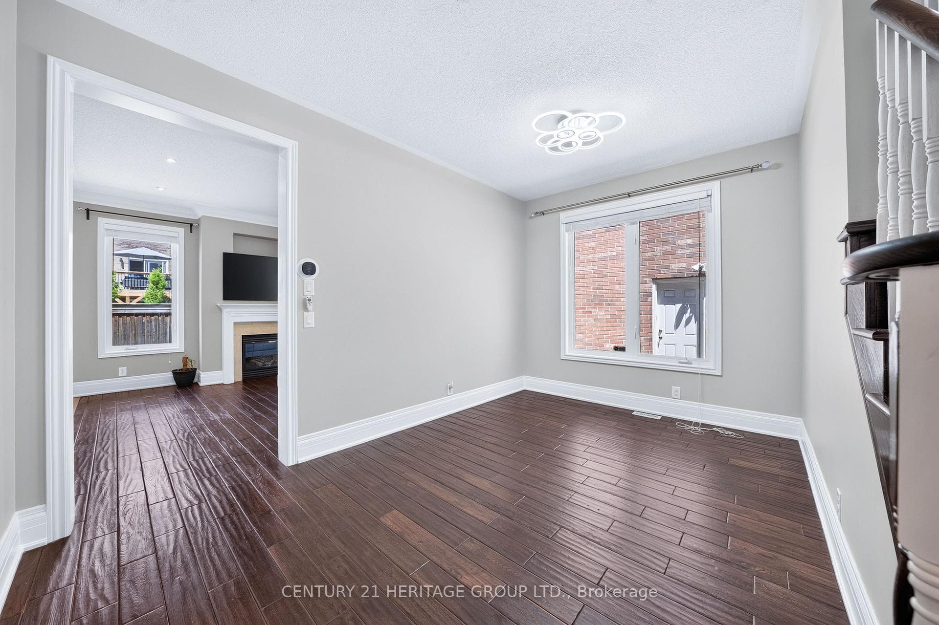 16 Harvest Hills Boulevard photo 9