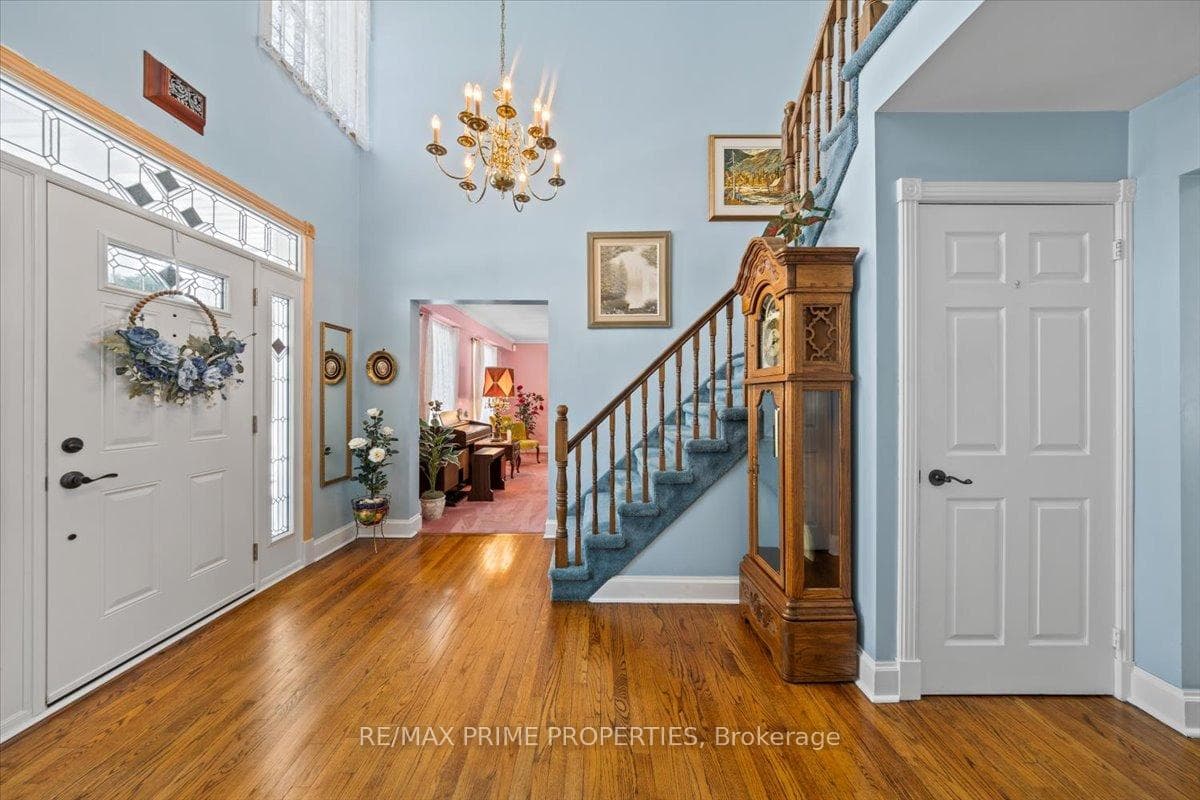 1530 Royal Orchard Drive photo 3