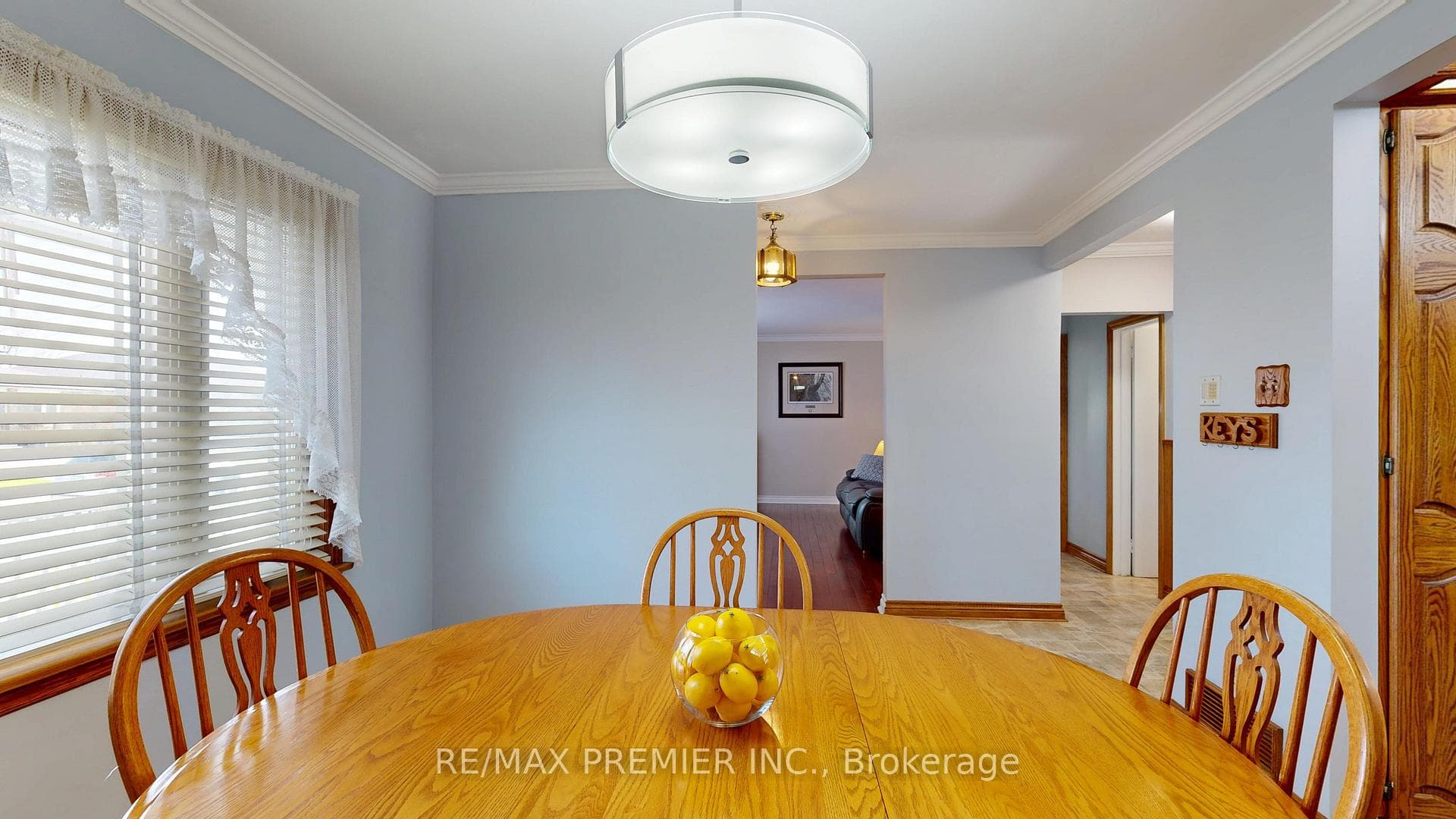 14 Beckett Avenue photo 15
