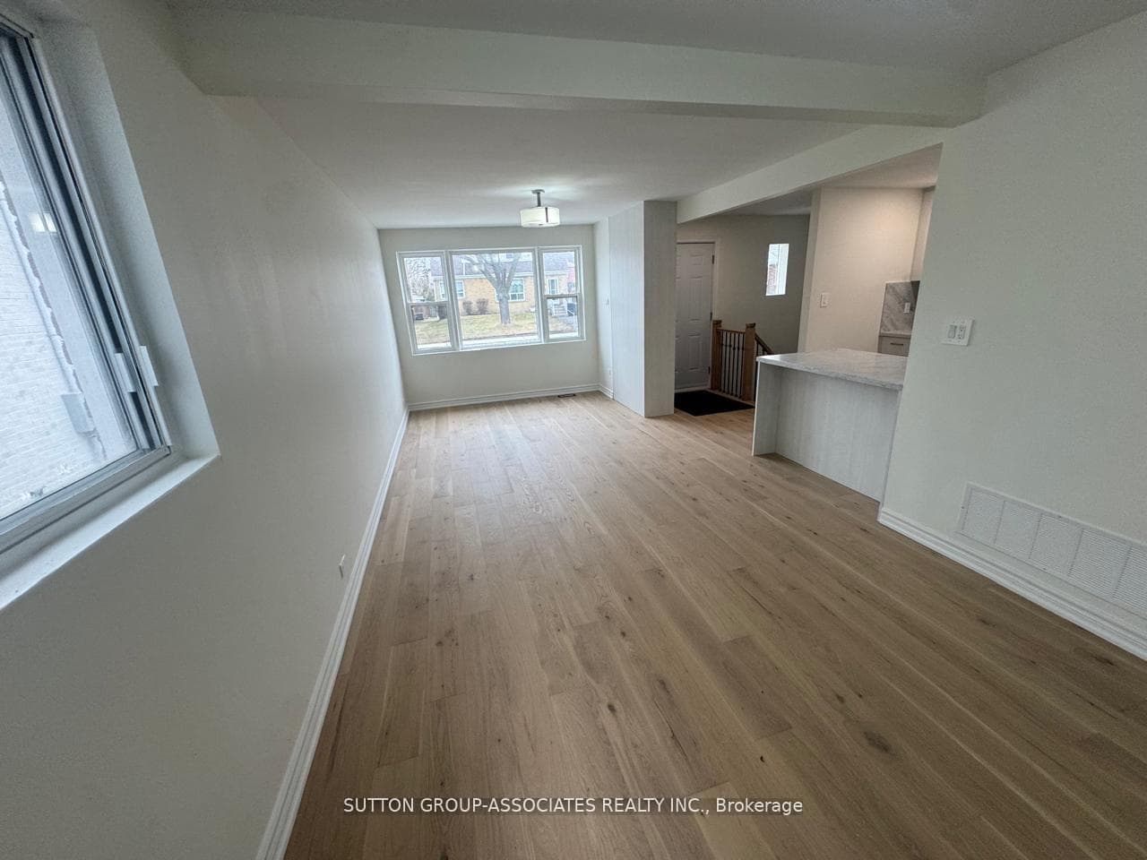 121 Yardley Avenue photo 7