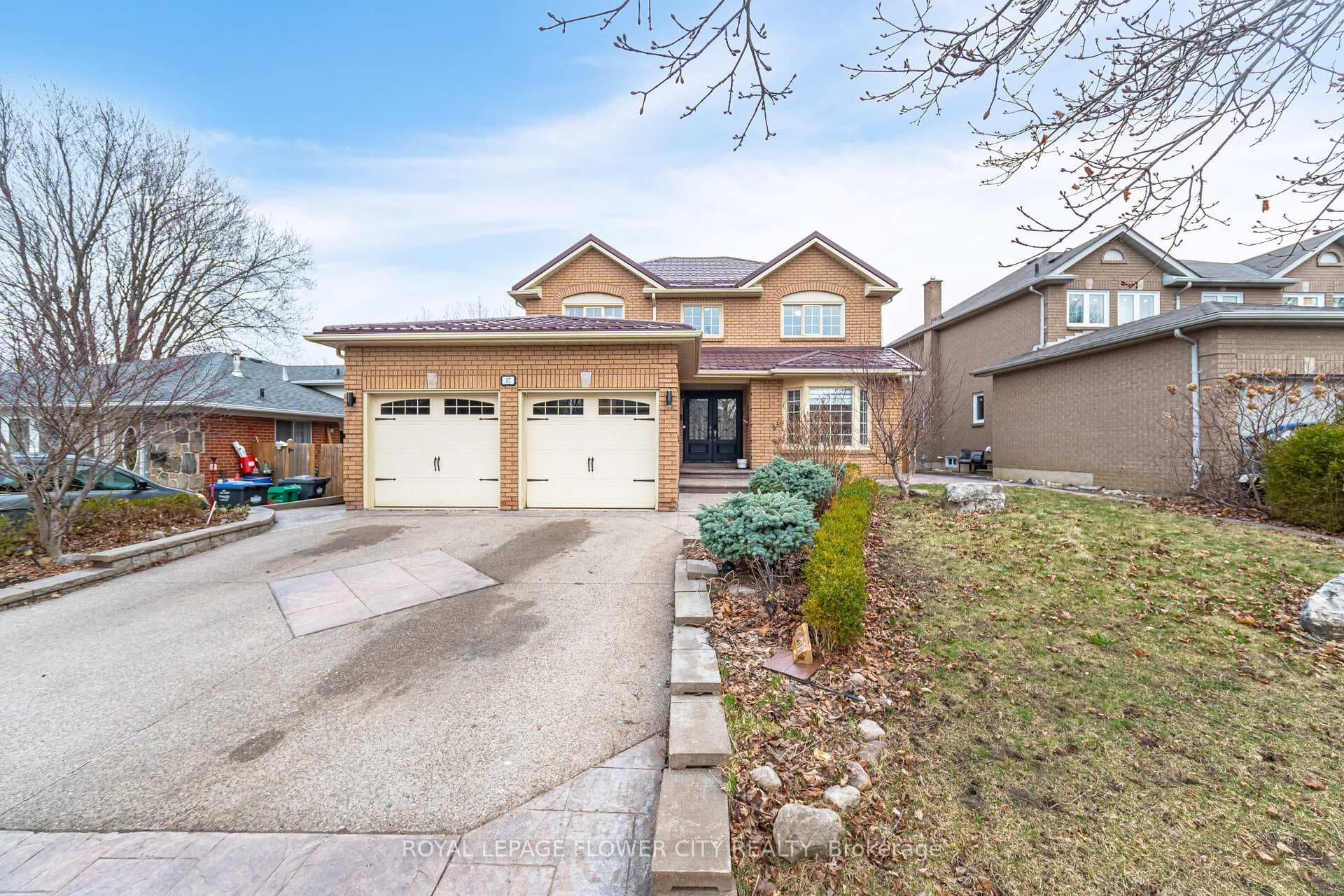 47 Burgby Avenue photo 1