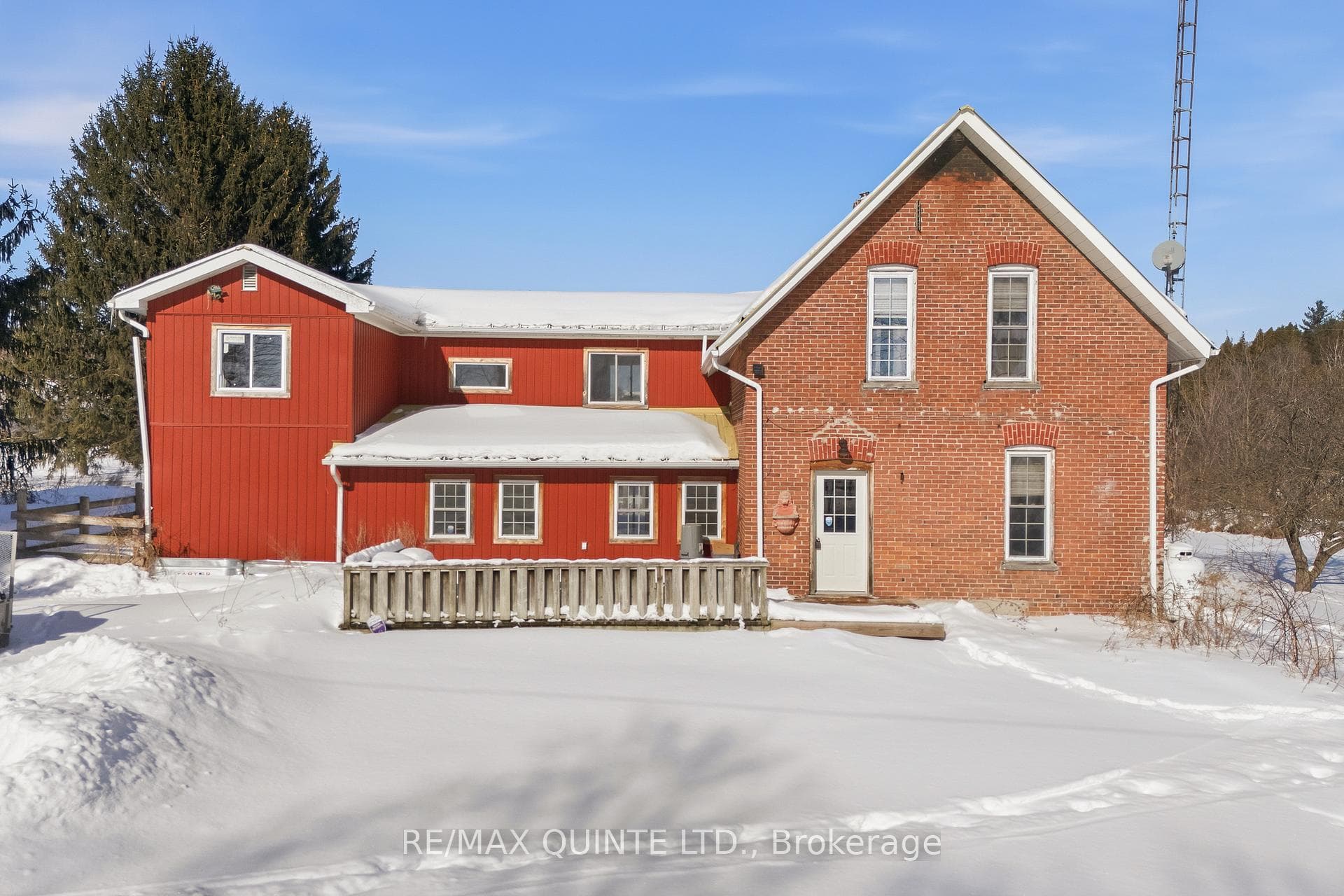 144 Allen Drive photo 1