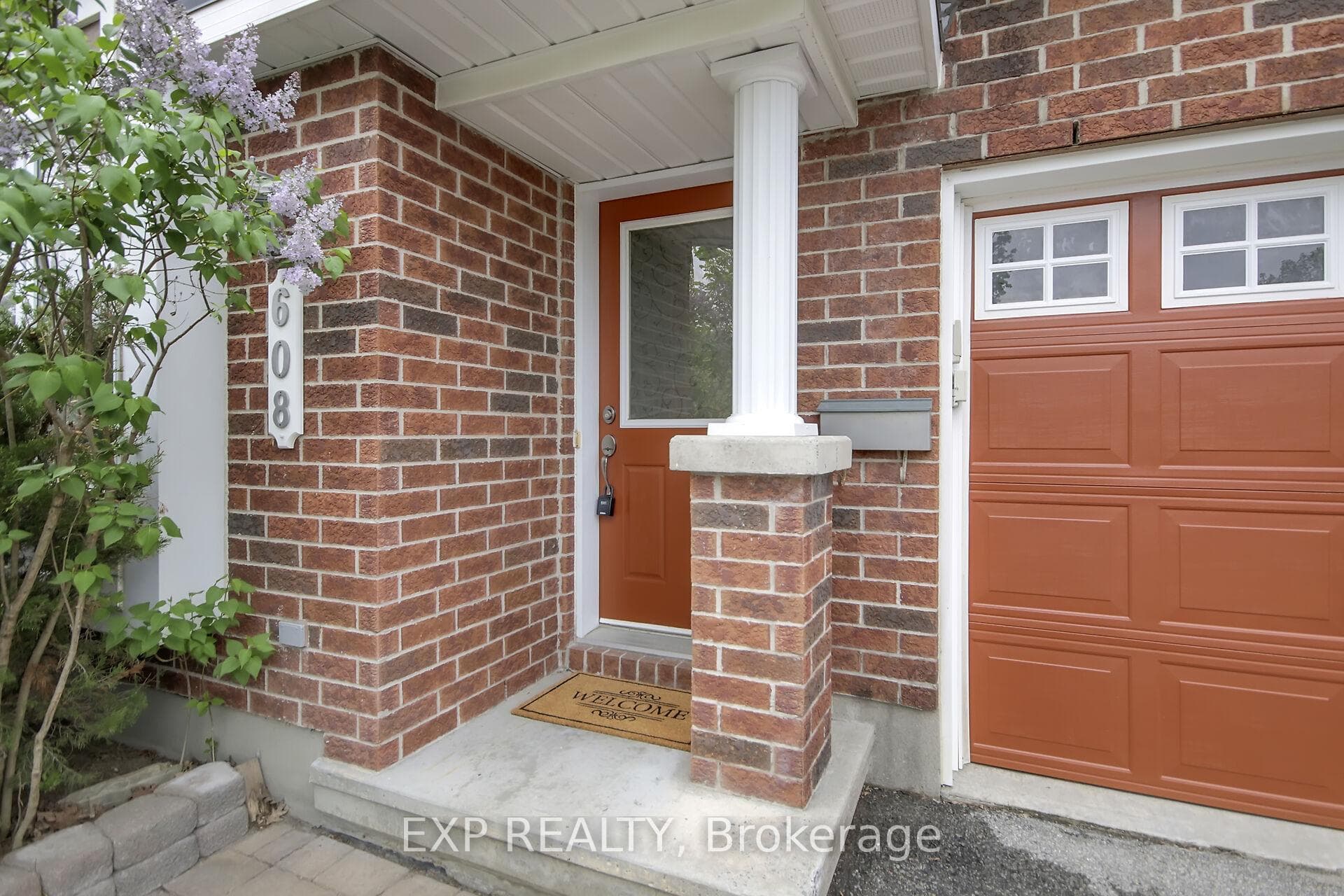 608 Paul Metivier Drive photo 2
