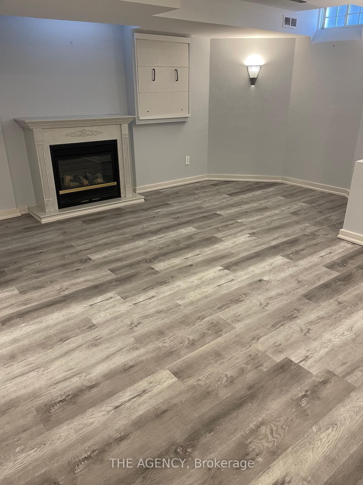 9031 Yonge Street photo 21