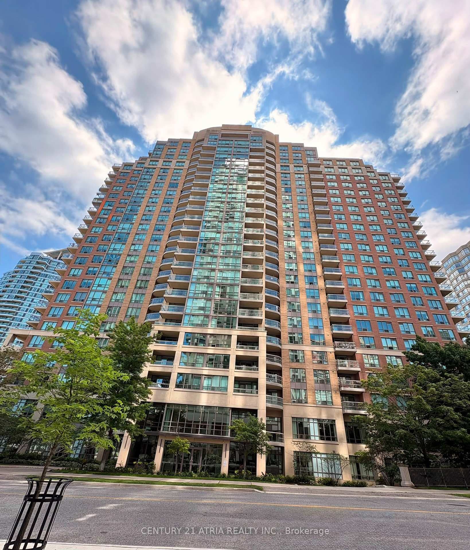 156 Enfield Place Unit 1801 photo 1