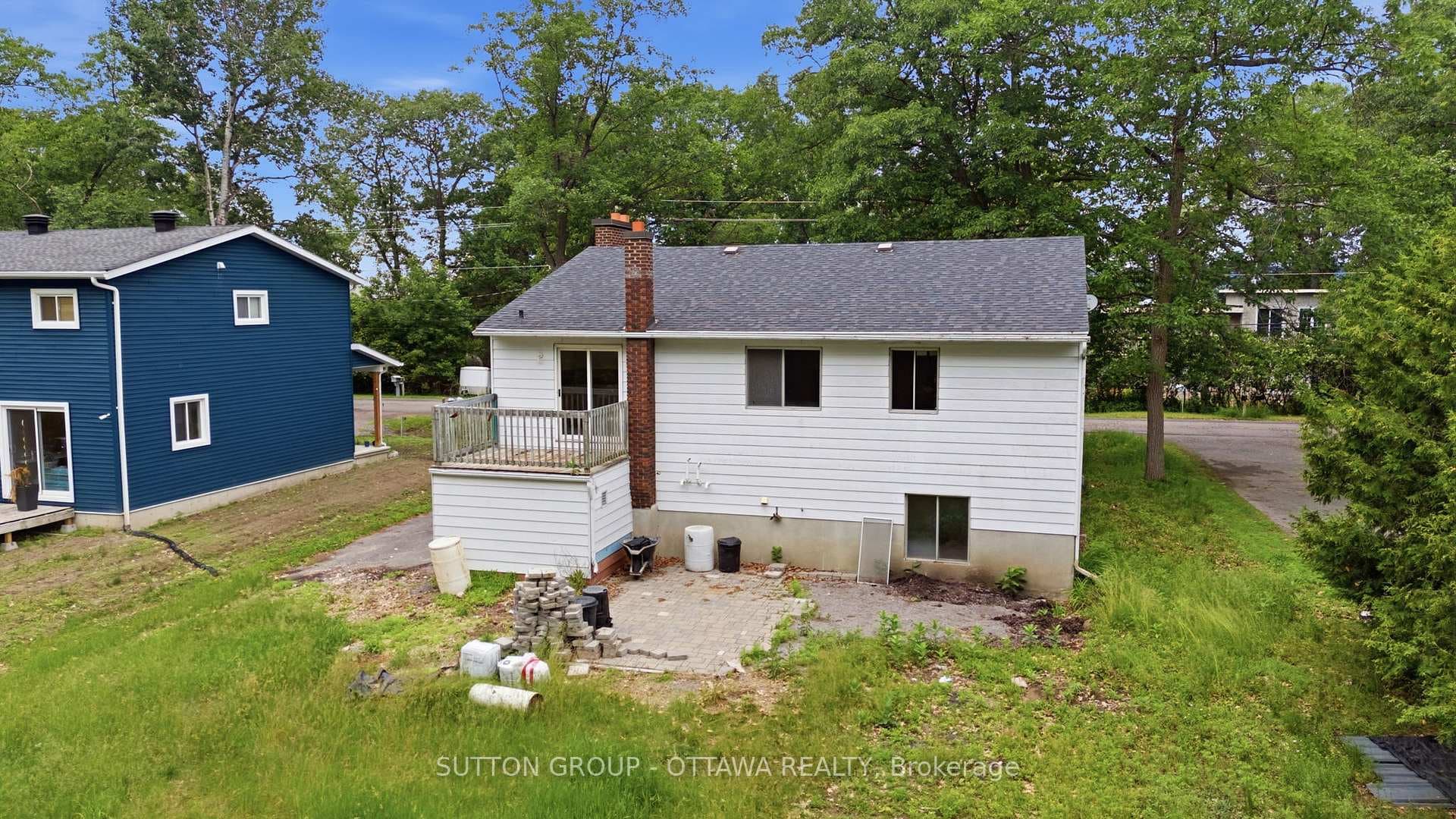829 Bayview Drive photo 10