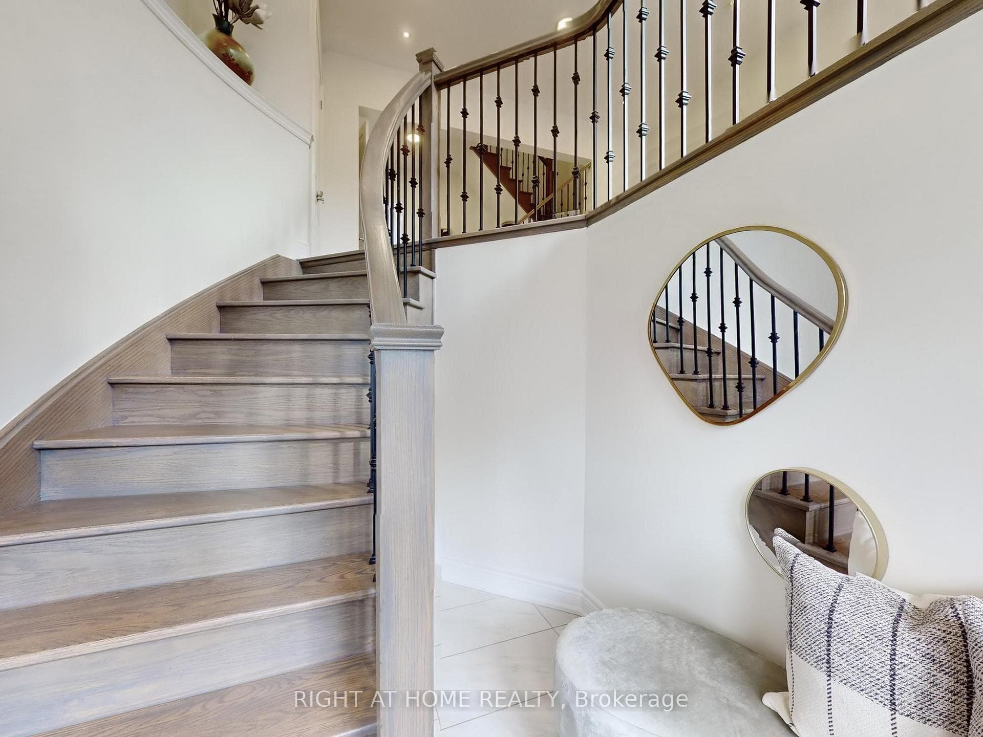 28 Latchford Lane photo 3
