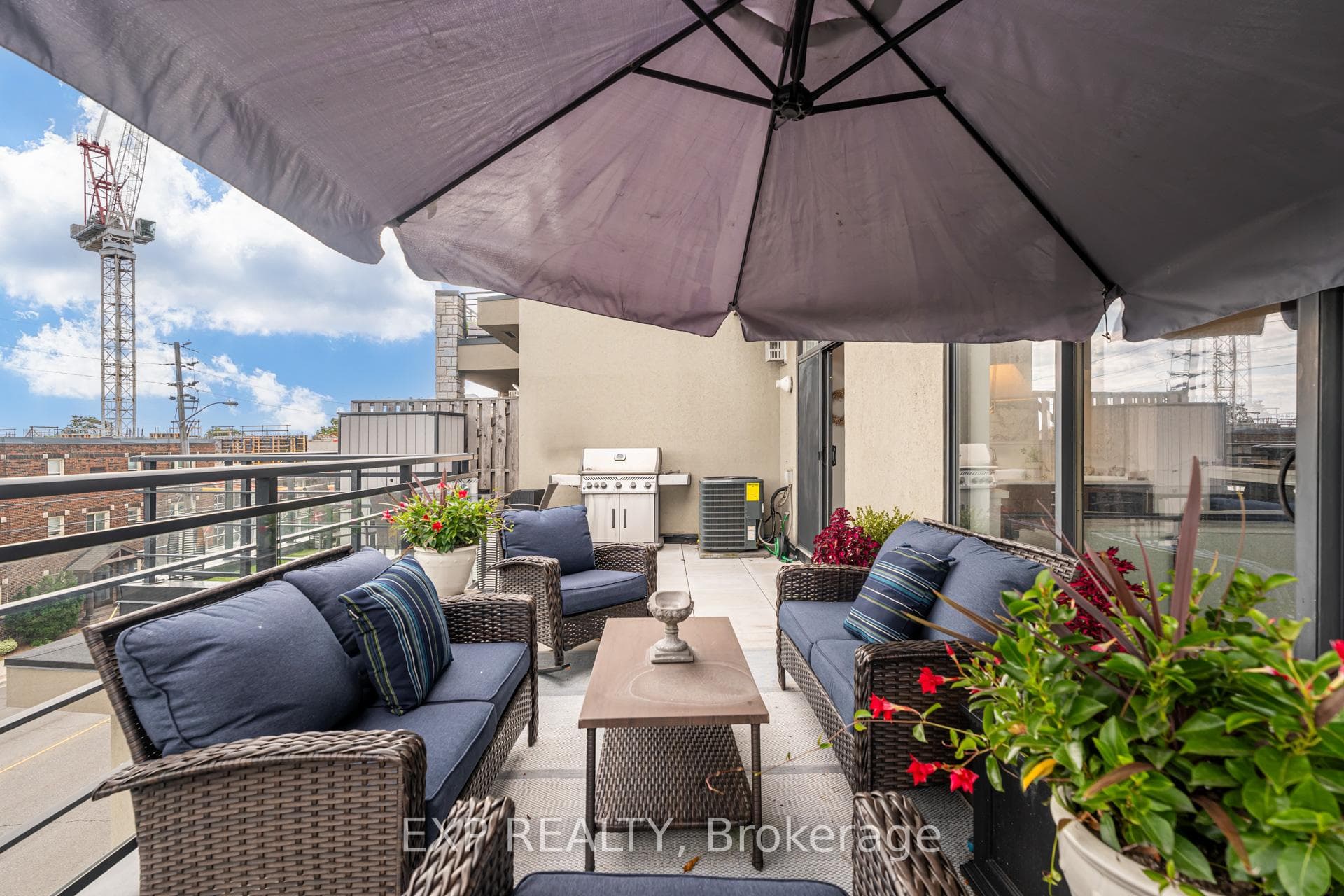 160 Fallingbrook Road Unit 212 photo 36