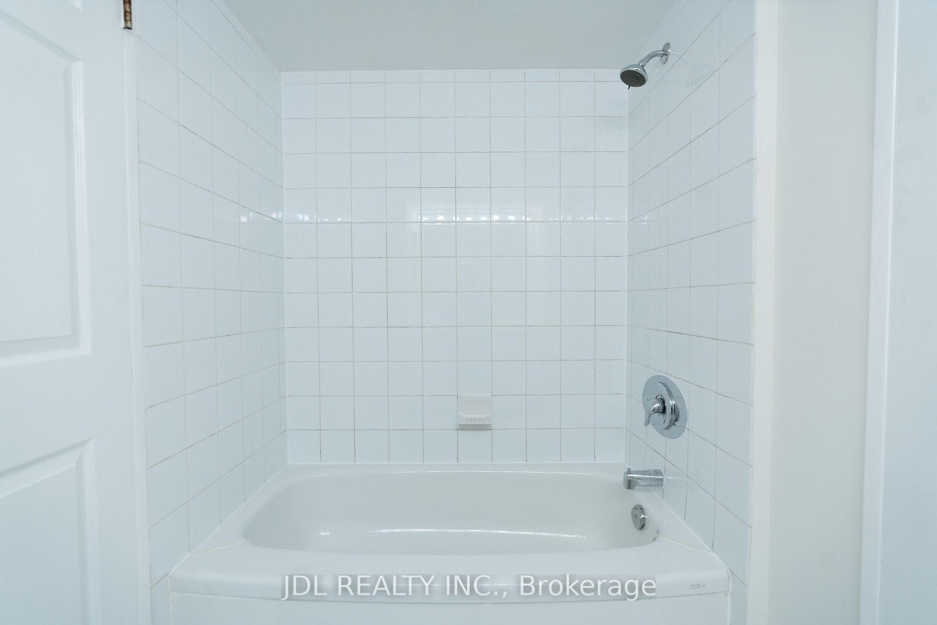 24 Wellesley Street Unit 407 photo 37