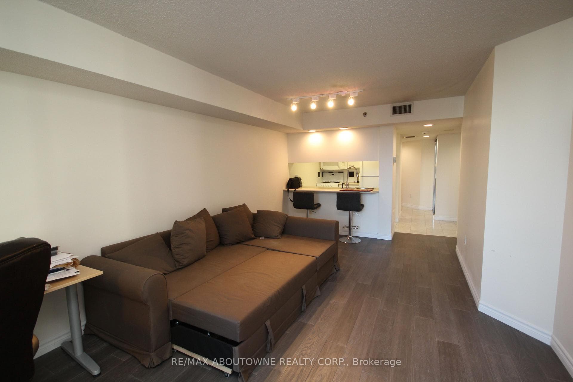 38 Elm Street Unit 809 photo 3