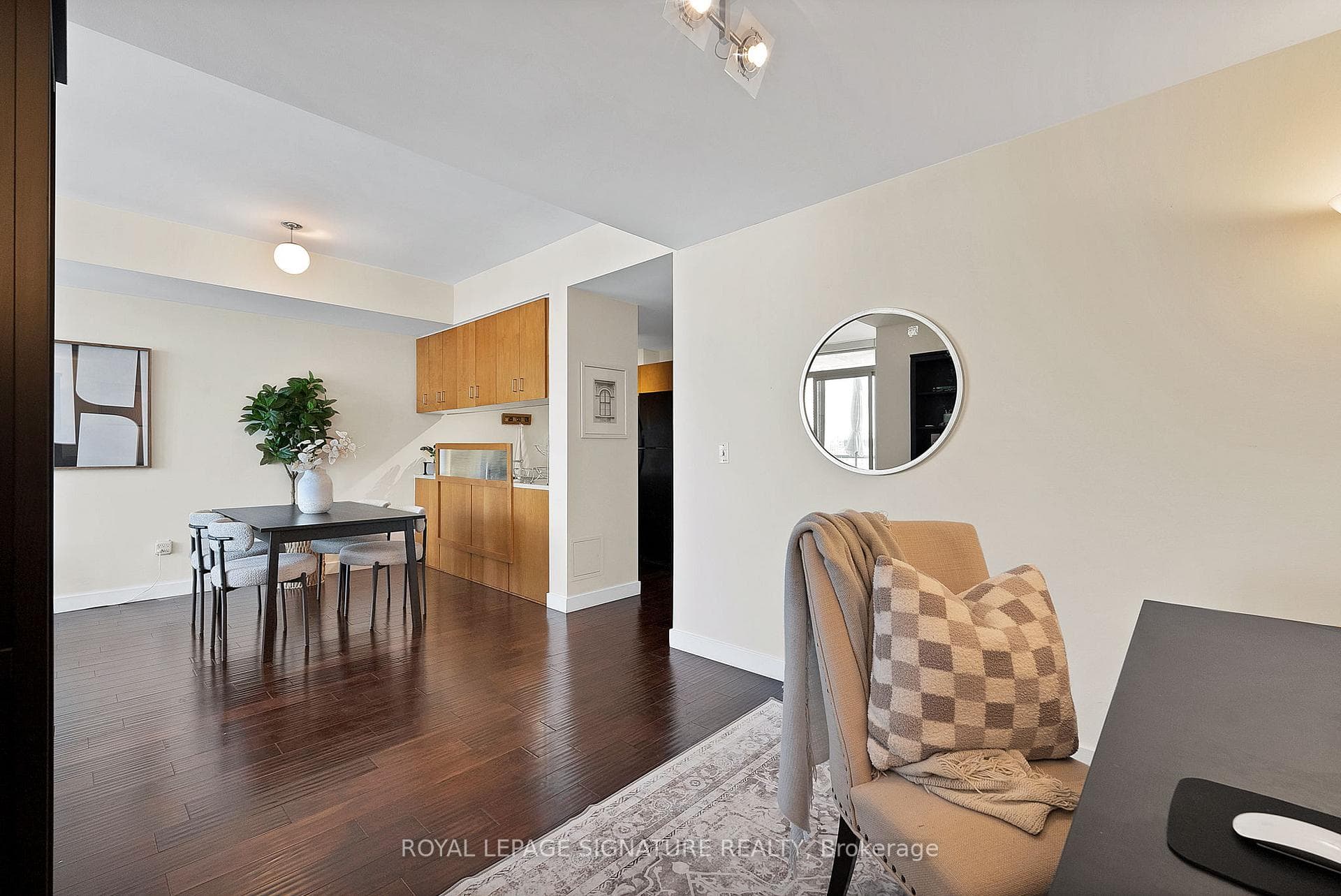 281 Mutual Street Unit 2703 photo 14