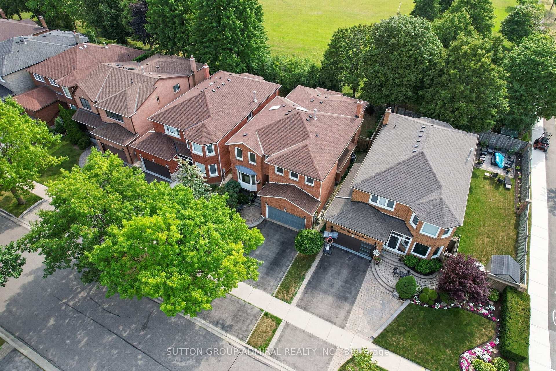 99 Dundurn Crescent photo 48