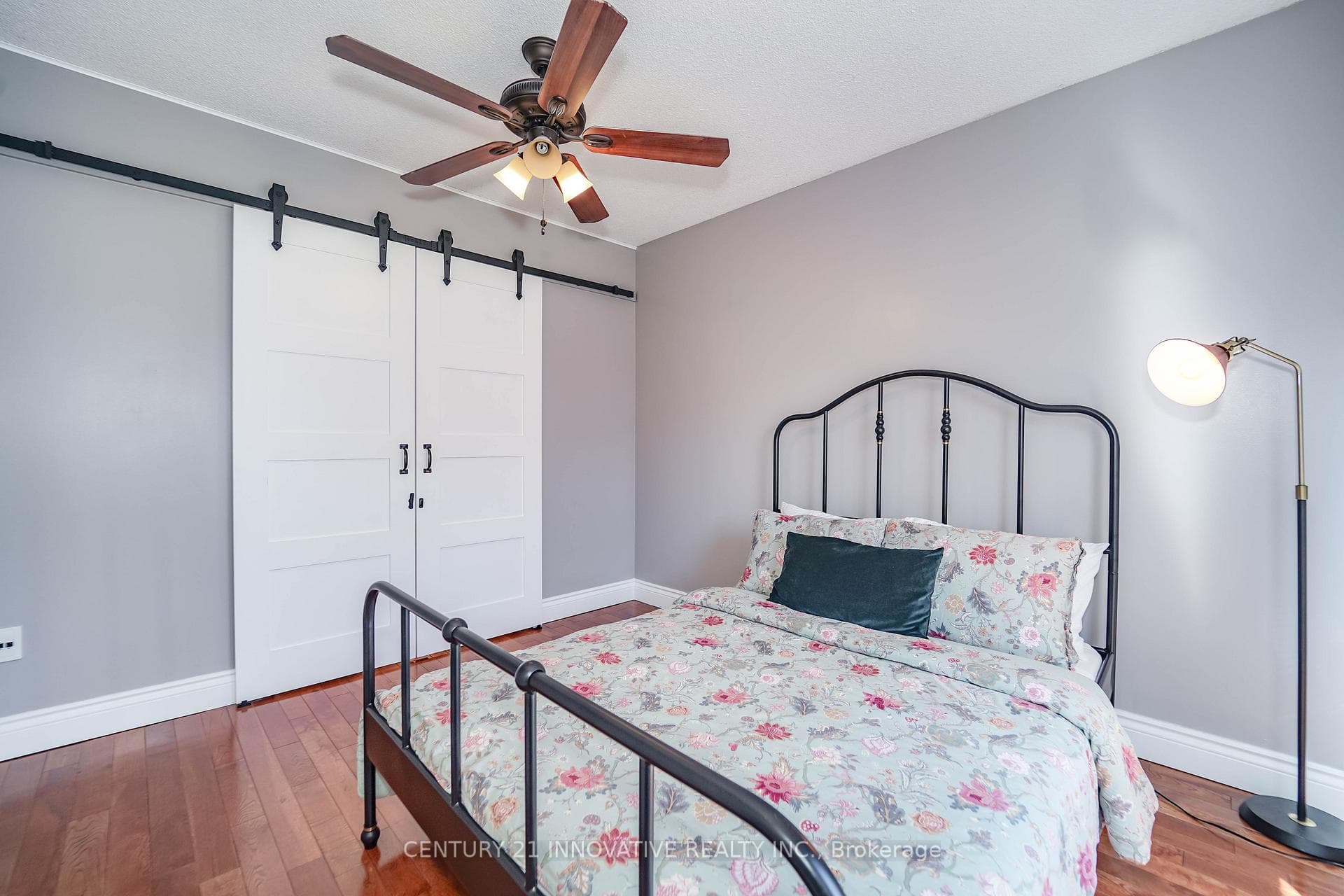 1400 The esplanade N/A Unit 606 photo 13