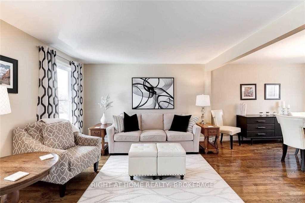 125 Kortright Road photo 3