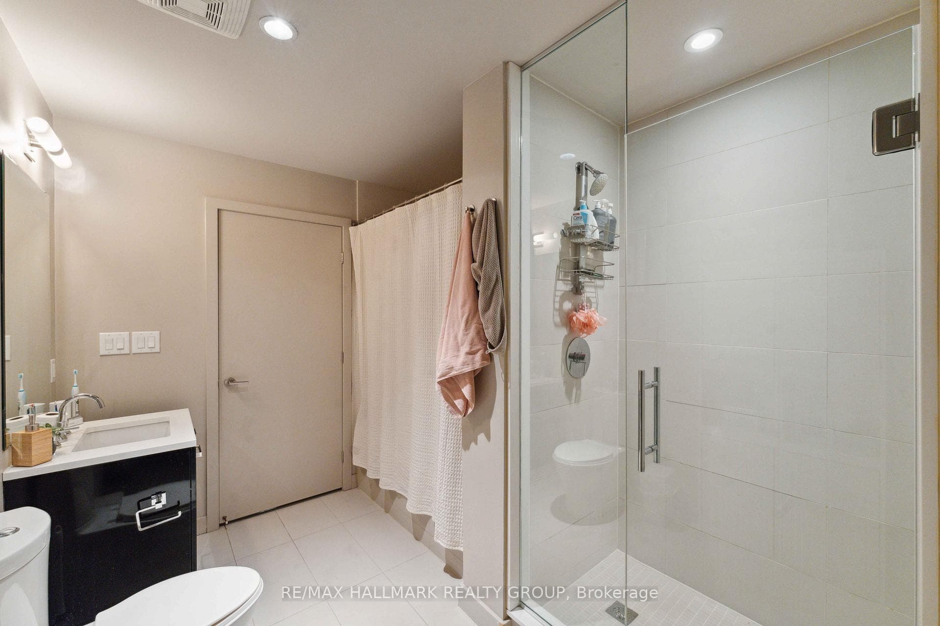 224 LYON Street Unit 312 photo 17