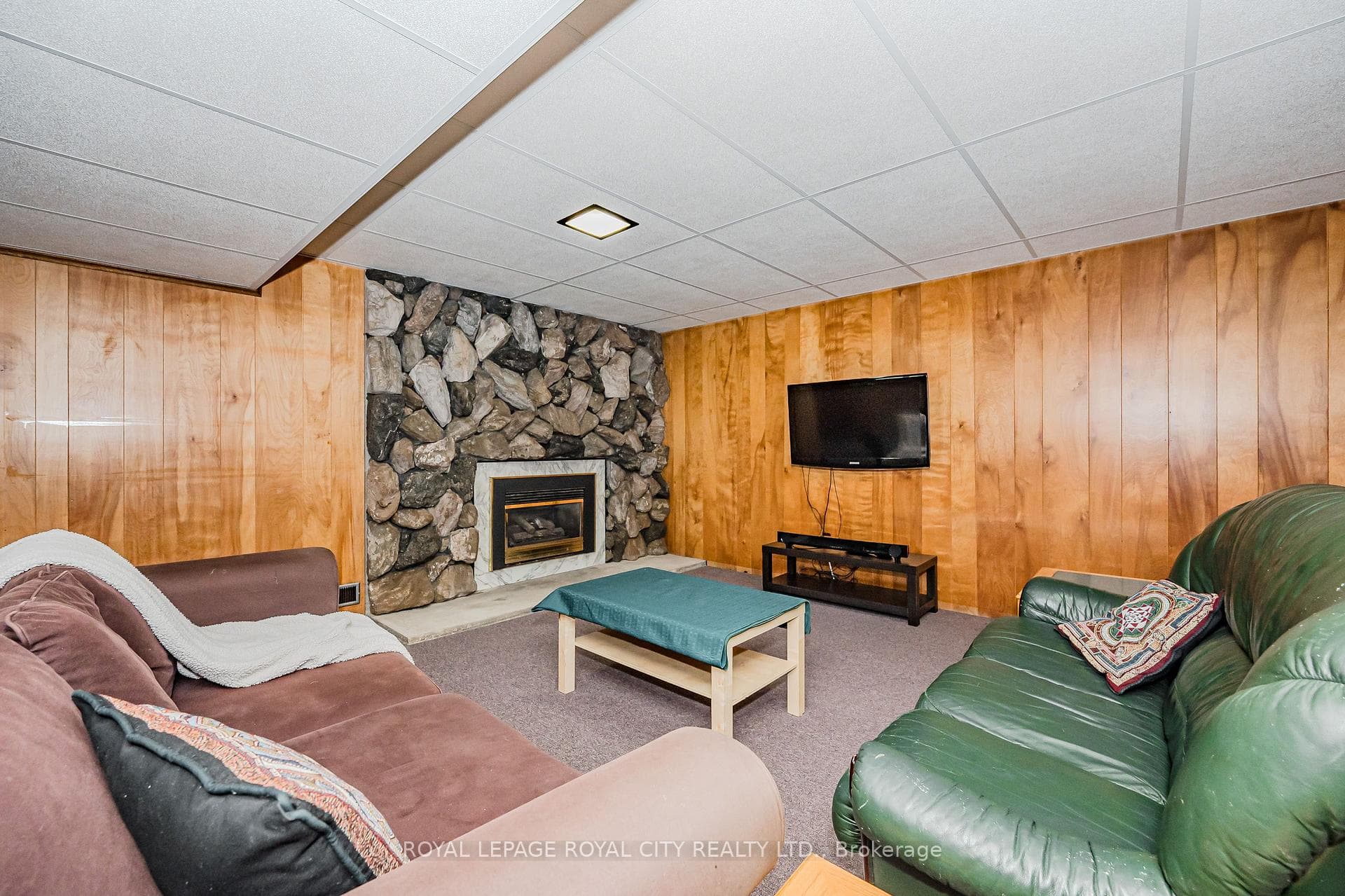 1 Hillside Drive photo 29