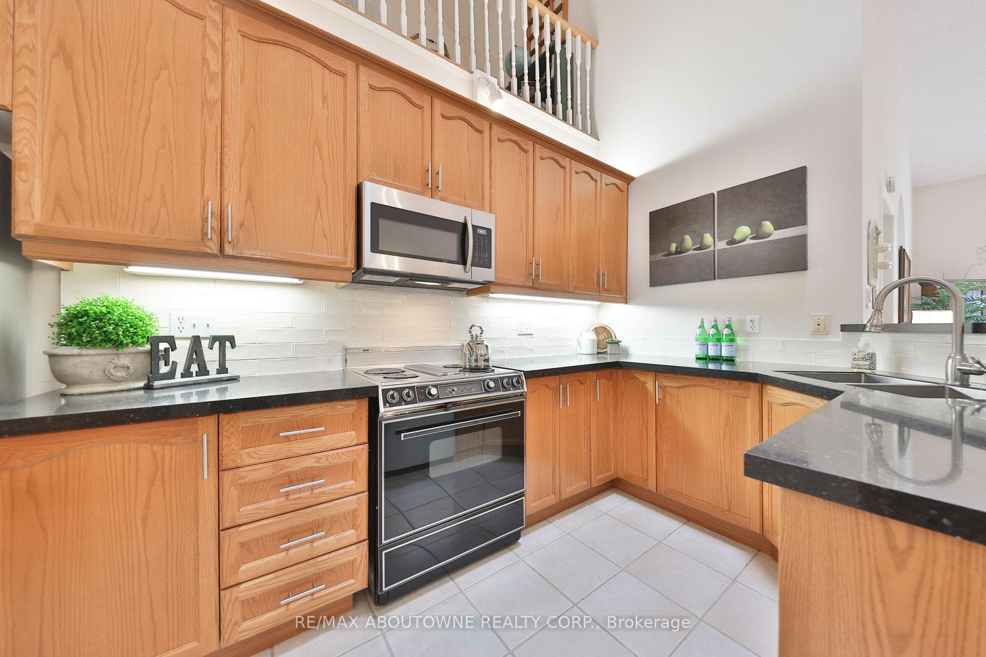 1010 Cristina Court Unit 11 photo 10