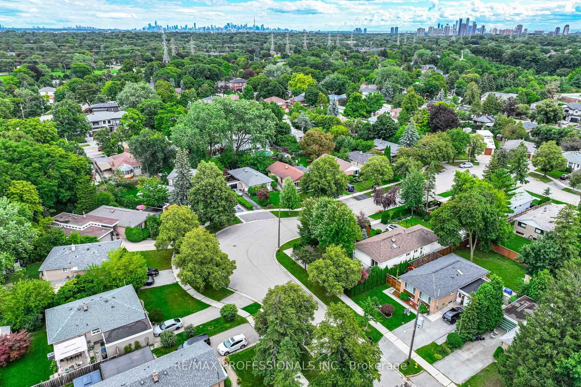 23 Cotman Crescent photo 46