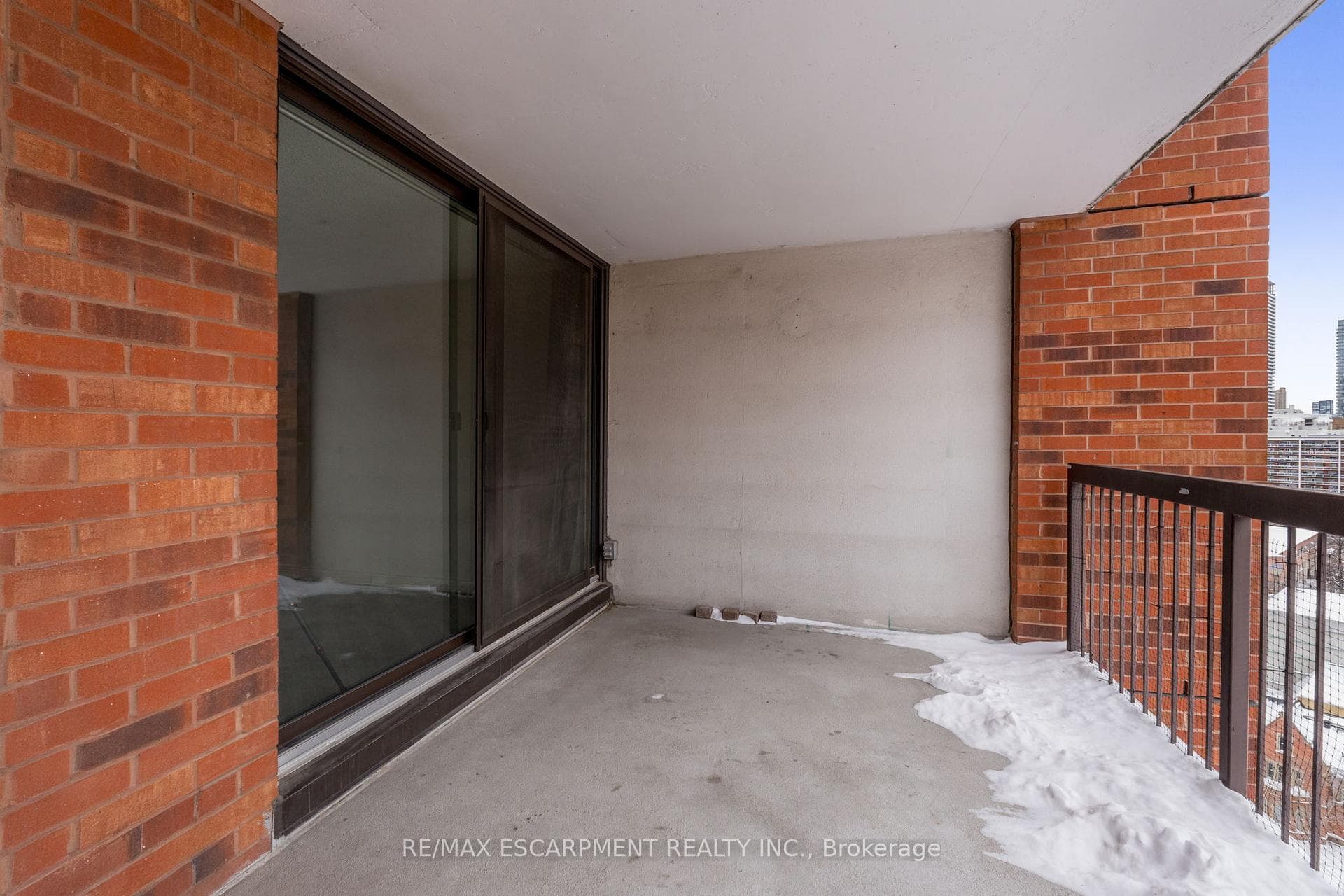 77 Maitland Place Unit 1709 photo 13
