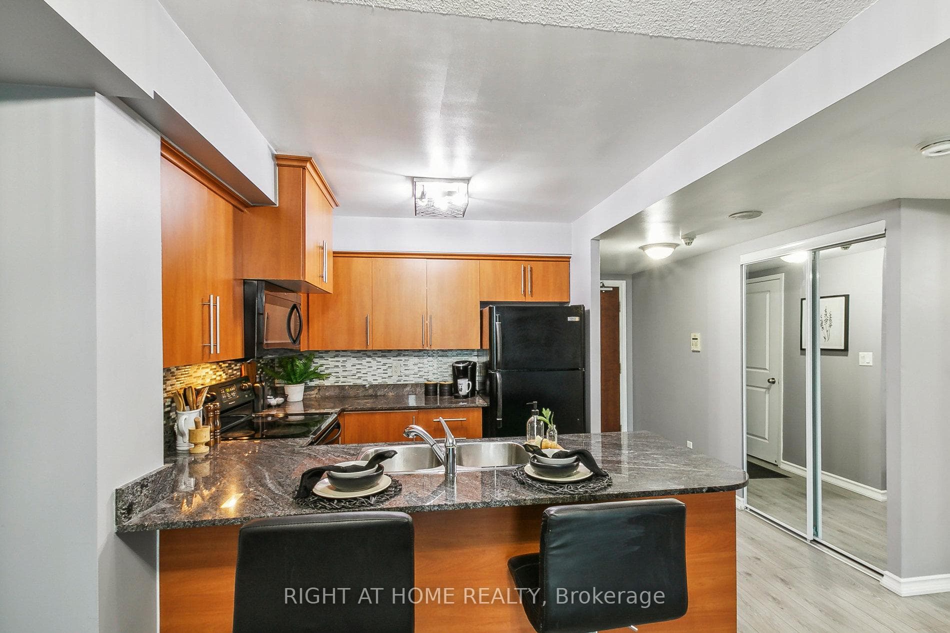 8 Rosebank Drive Unit 17K photo 8