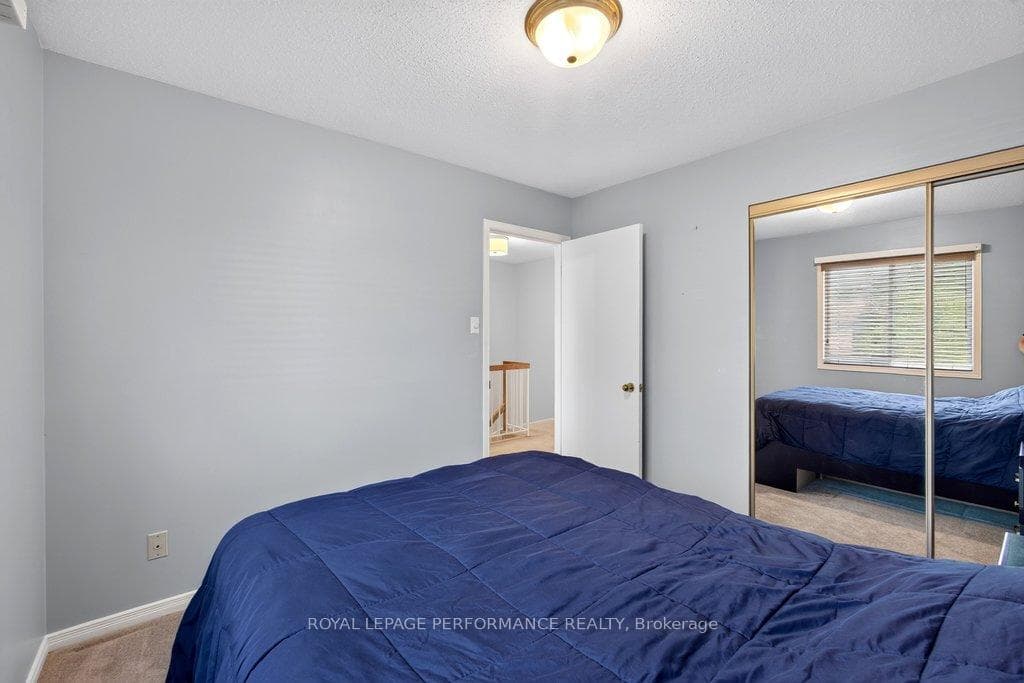38 Burlington Crescent photo 30