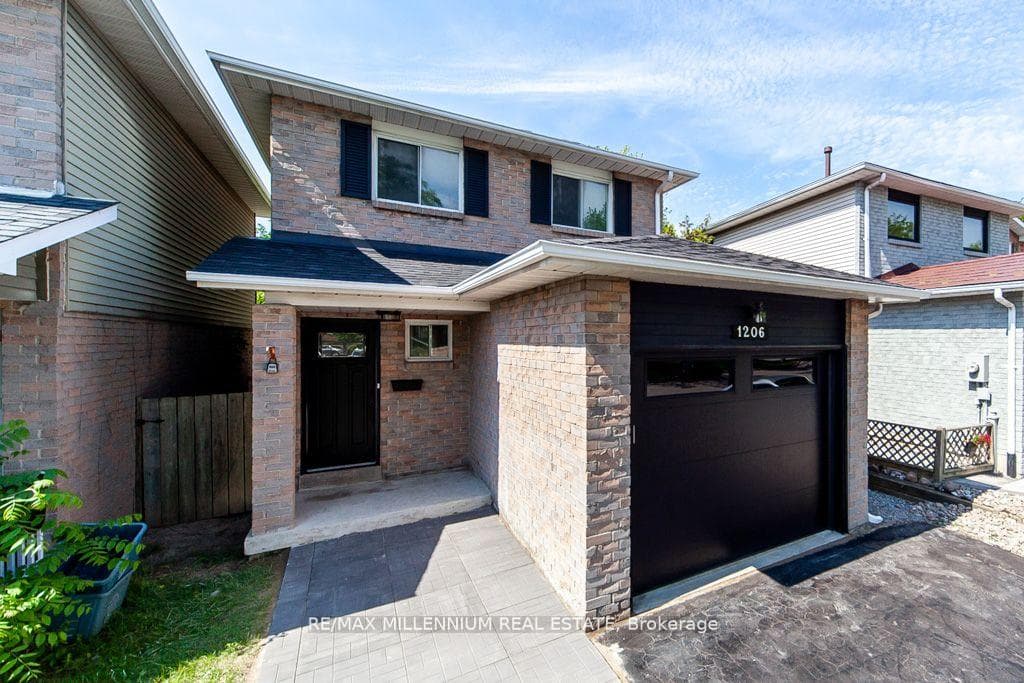 1206 Delmark Court photo 2