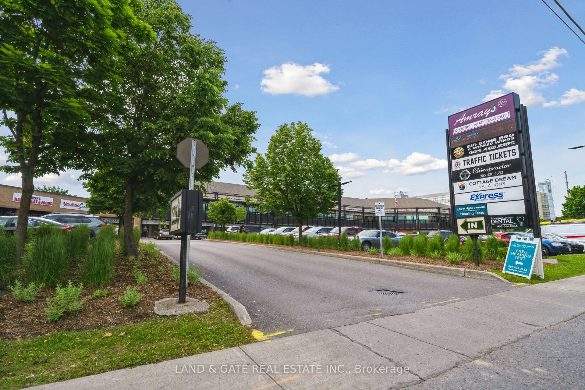 711 Rossland Road Unit 601 photo 37