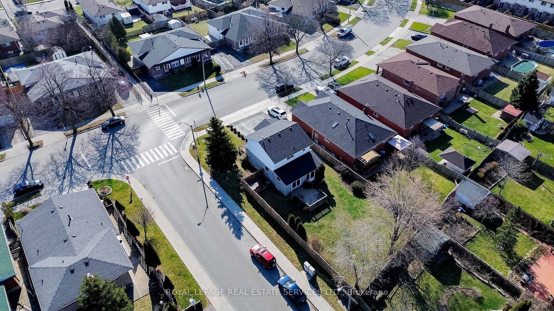 40 Birchview Drive photo 33