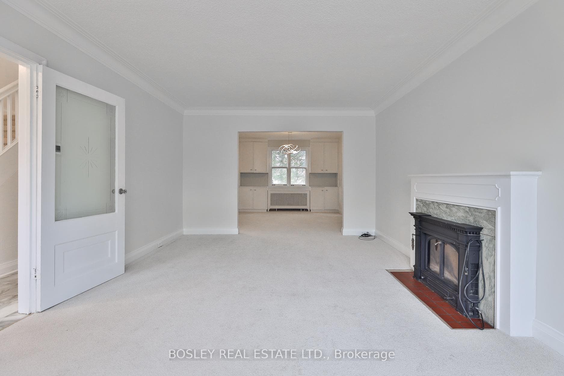 432 Broadway Avenue photo 6
